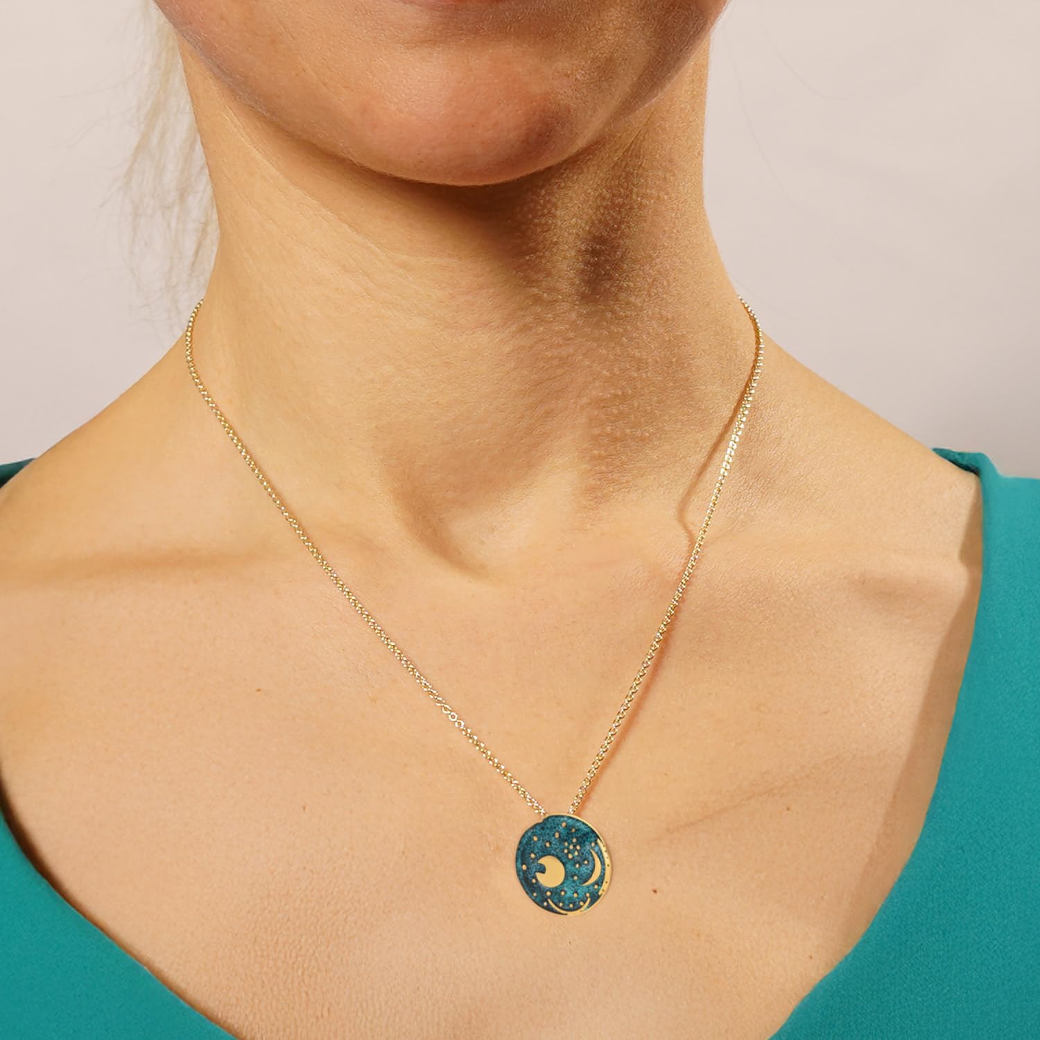 trendor Damenkette mit Himmelsscheibe von Nebra Silber grün/gold ⌀ 20 mm