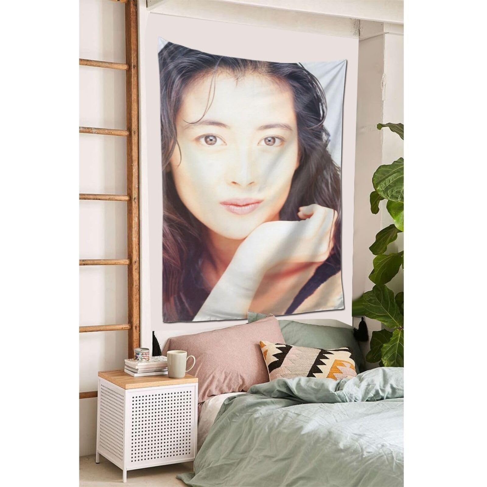 Amazon.co.jp: 中山美穂 タペストリー インテリア 装飾アート 壁掛け