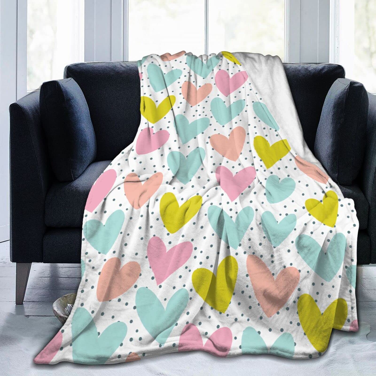 Lsjuee Valentine's Day Hearts Throw Blanket Soft Cozy Plush Flannel Blanket Lightweight Bed Blanket for Sofa Couch Bed Romantic Valentine's Day Gift for Wife Girlfriend 80"X60"