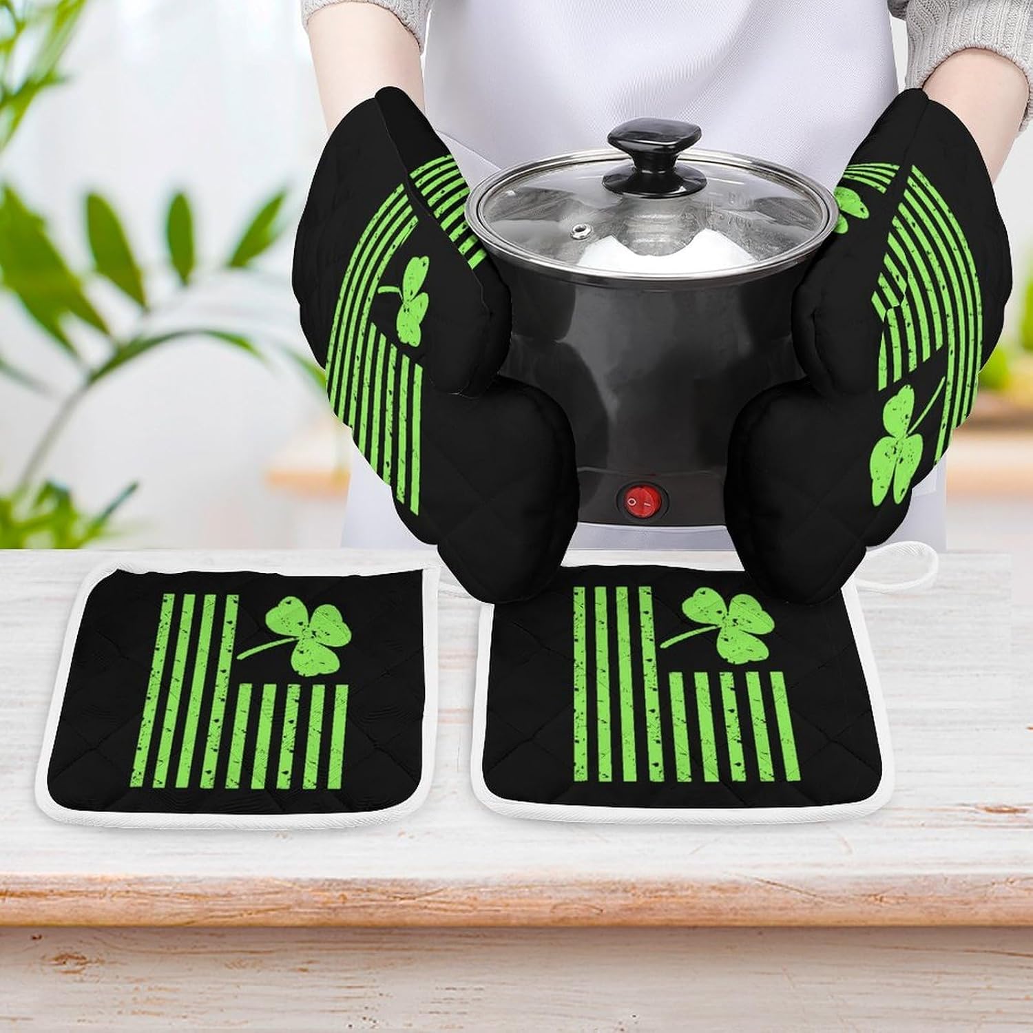 Shamrock Flag Oven Mitts and Pot Holders 4Pcs Set Heat Resistant Cooking Mitts Hot Pads