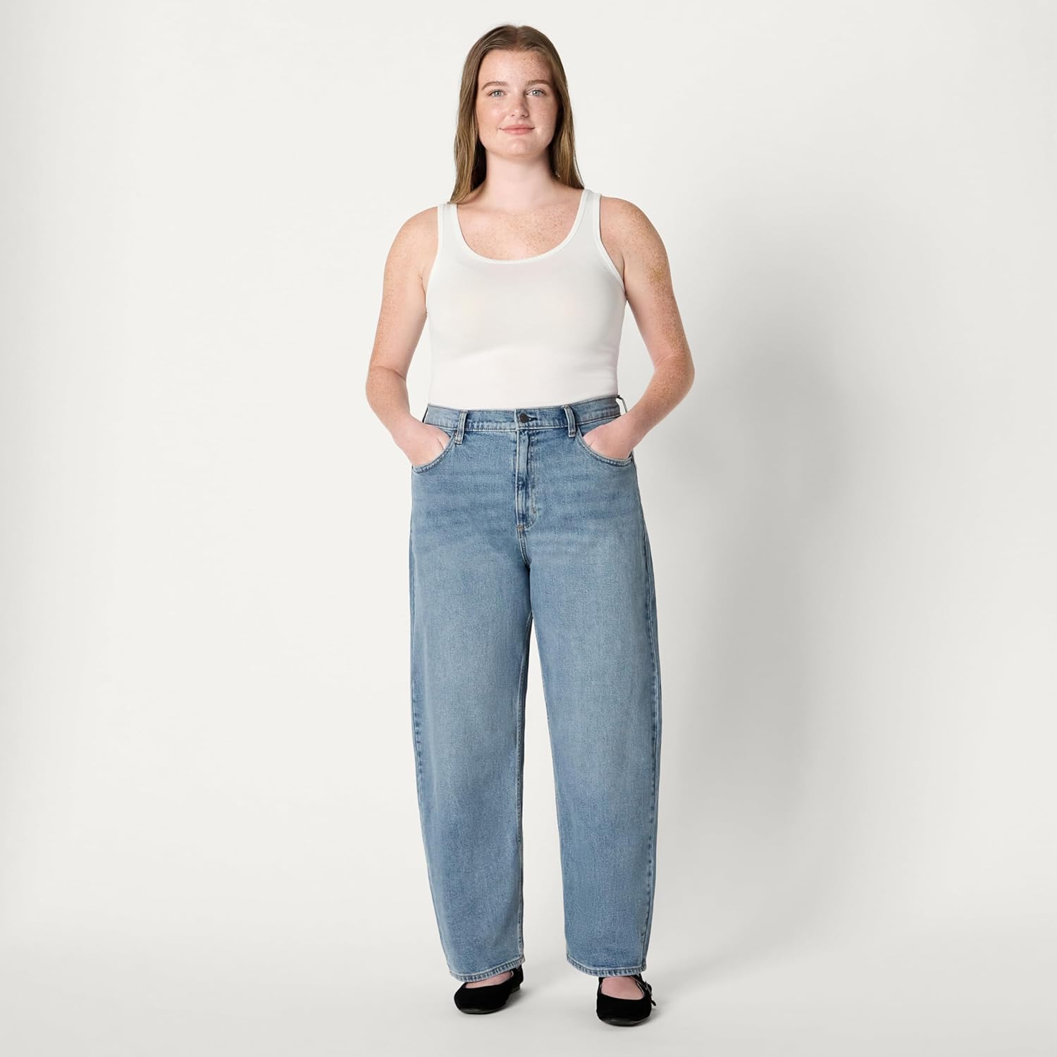 Amazon Essentials Women's Women's Low Stretch High-Rise Barrel Leg Jean - Image 6