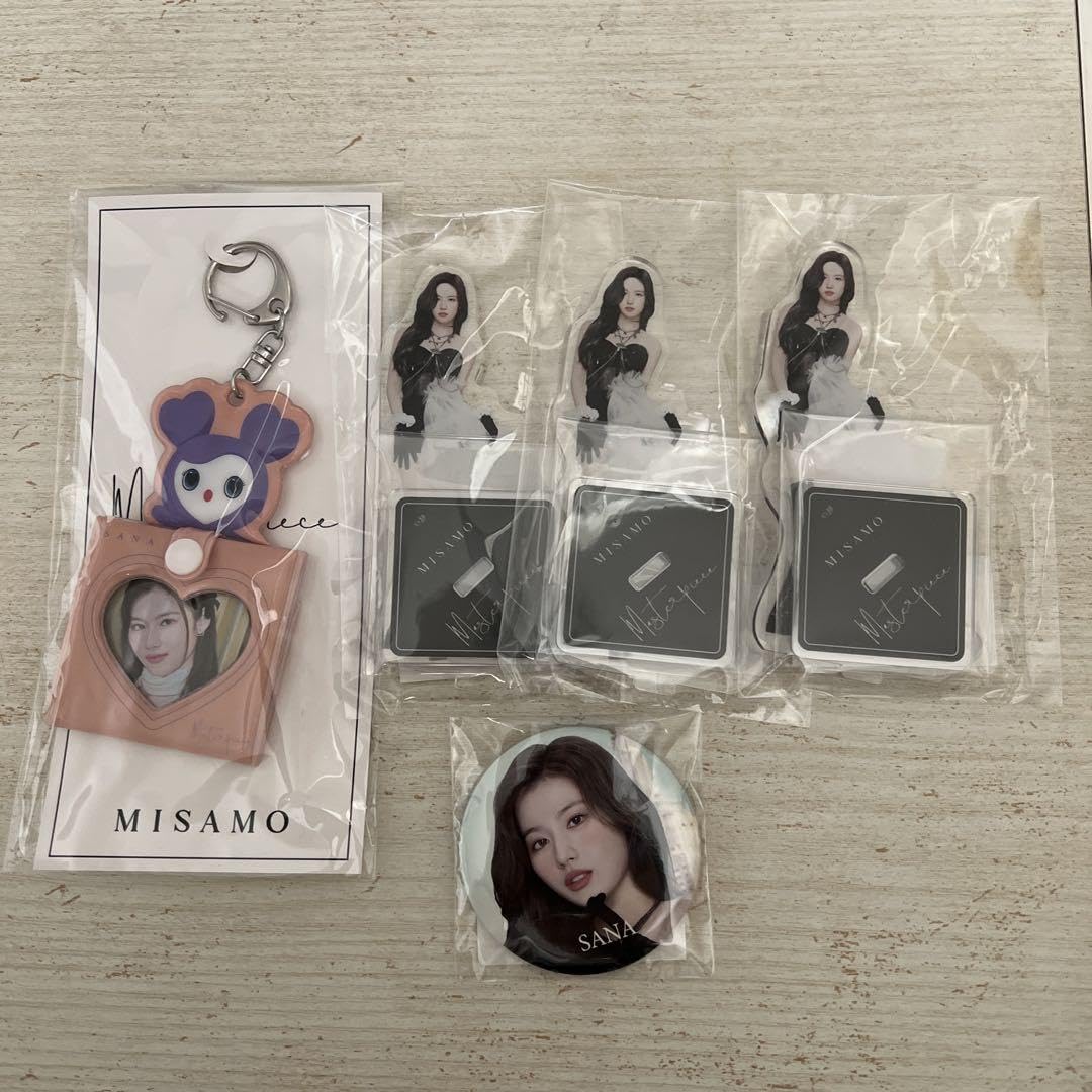 TWICE MISAMO ミナ　サナ　モモ　フォトカードスタンド　トレカ TWICE THIS IS FOR フォトカード ミナ サナ モモ ミサモ - メルカリ