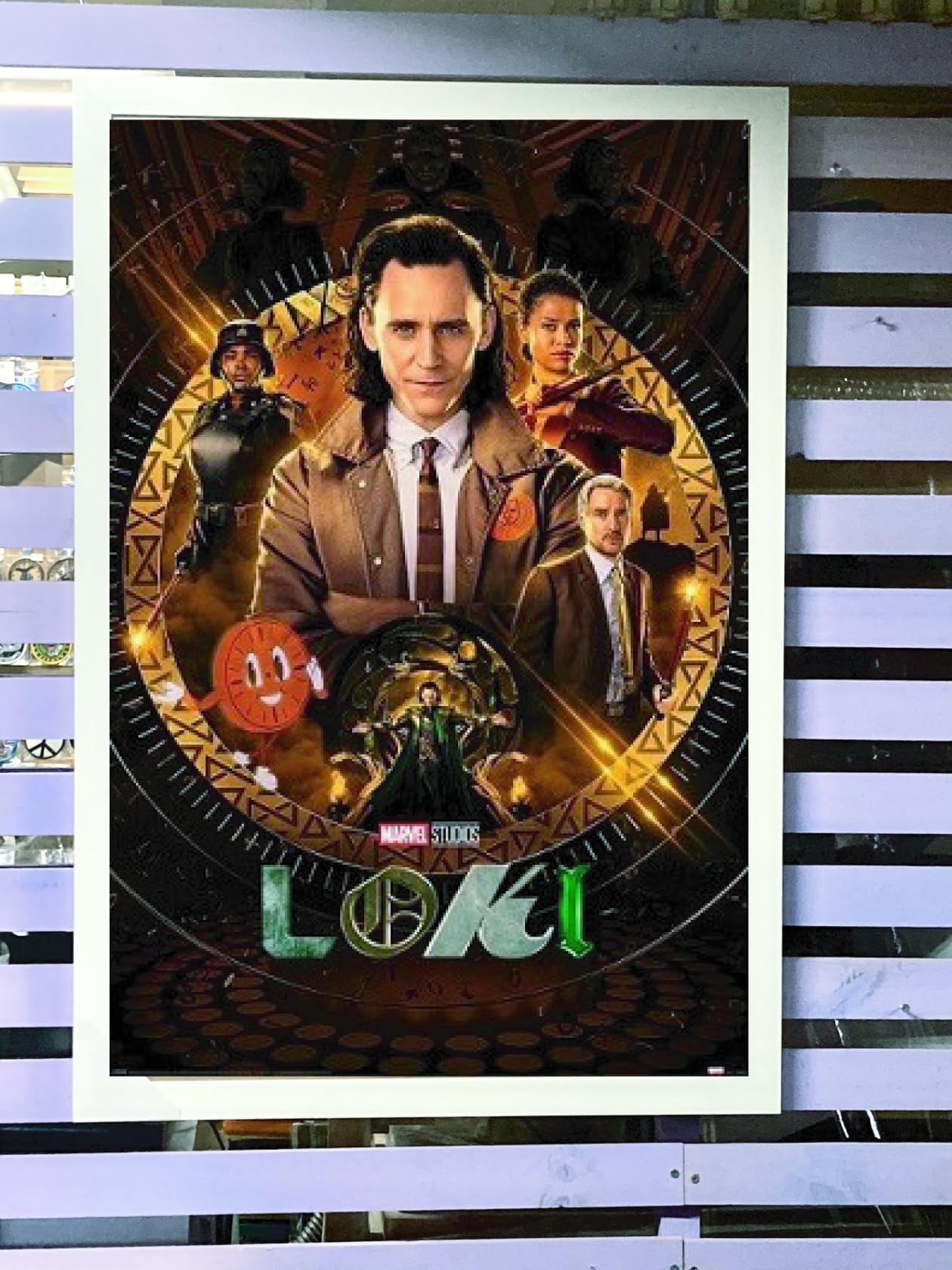 Amazon.co.jp: LOKI ロキ TVドラマシリーズ ポスター (ポスターのみ