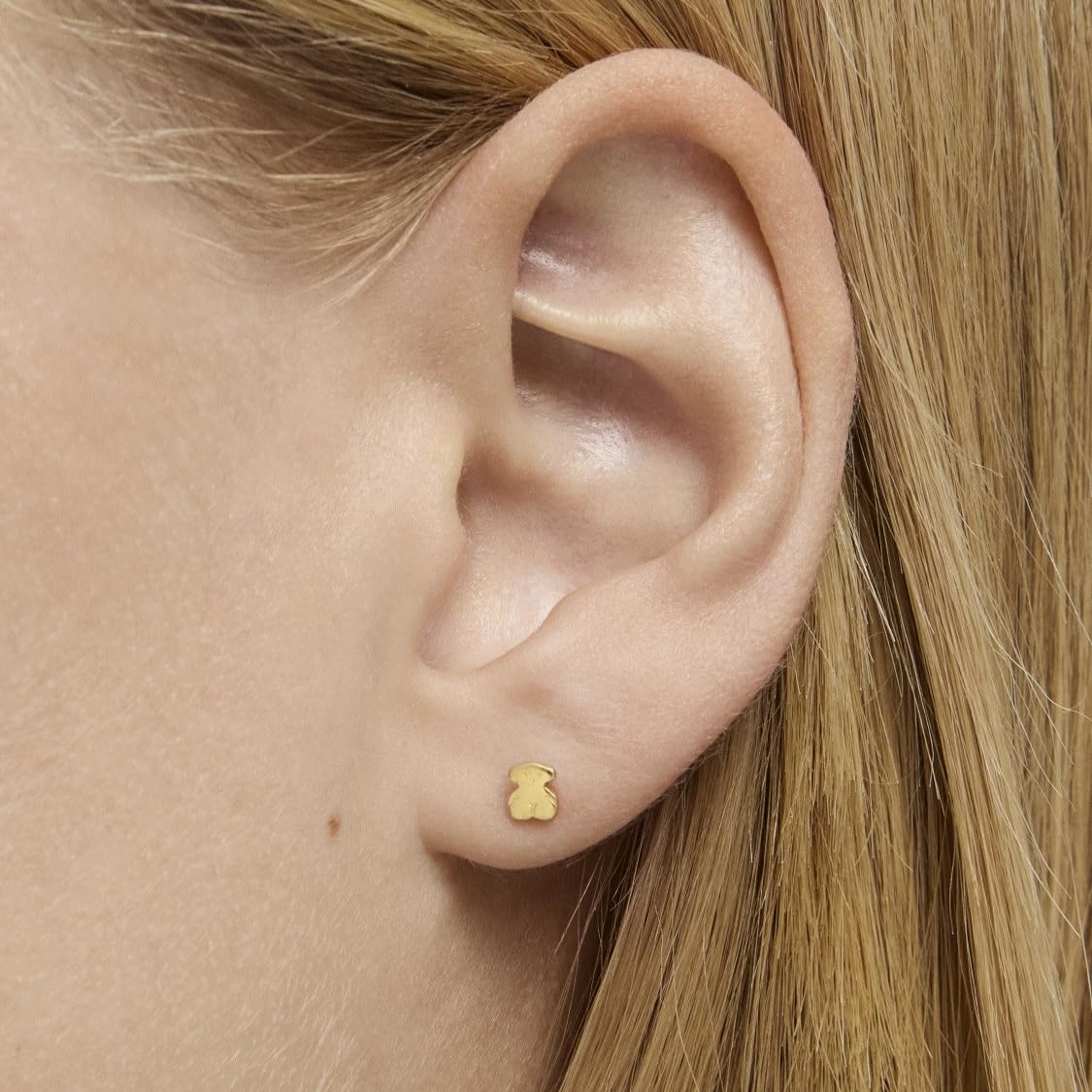 TOUS Pendientes de Oro Amarillo de 18kt para Bebés y Niña, con Motivo de Oso, Discreto y Clásico, Colección Baby