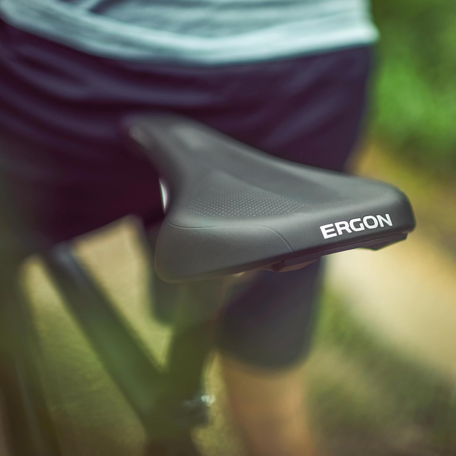 Ergon SFC3 Fitness Bike Saddle – Comfort Bicycle Seat for Hybrid, Fitnes, Indoor Cycling Bikes – Orthopedic Foam, Pressure Relief Channel, Unisex Design, Two Sizes