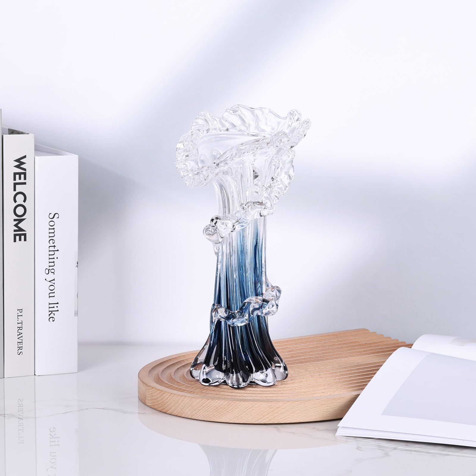 Vase en verre soufflé à la main bleu, art unique, magnifique vase en verre océan pour la maison, centre de table, table basse de salon, décoration de bureau - 24,9 cm H (moyen)