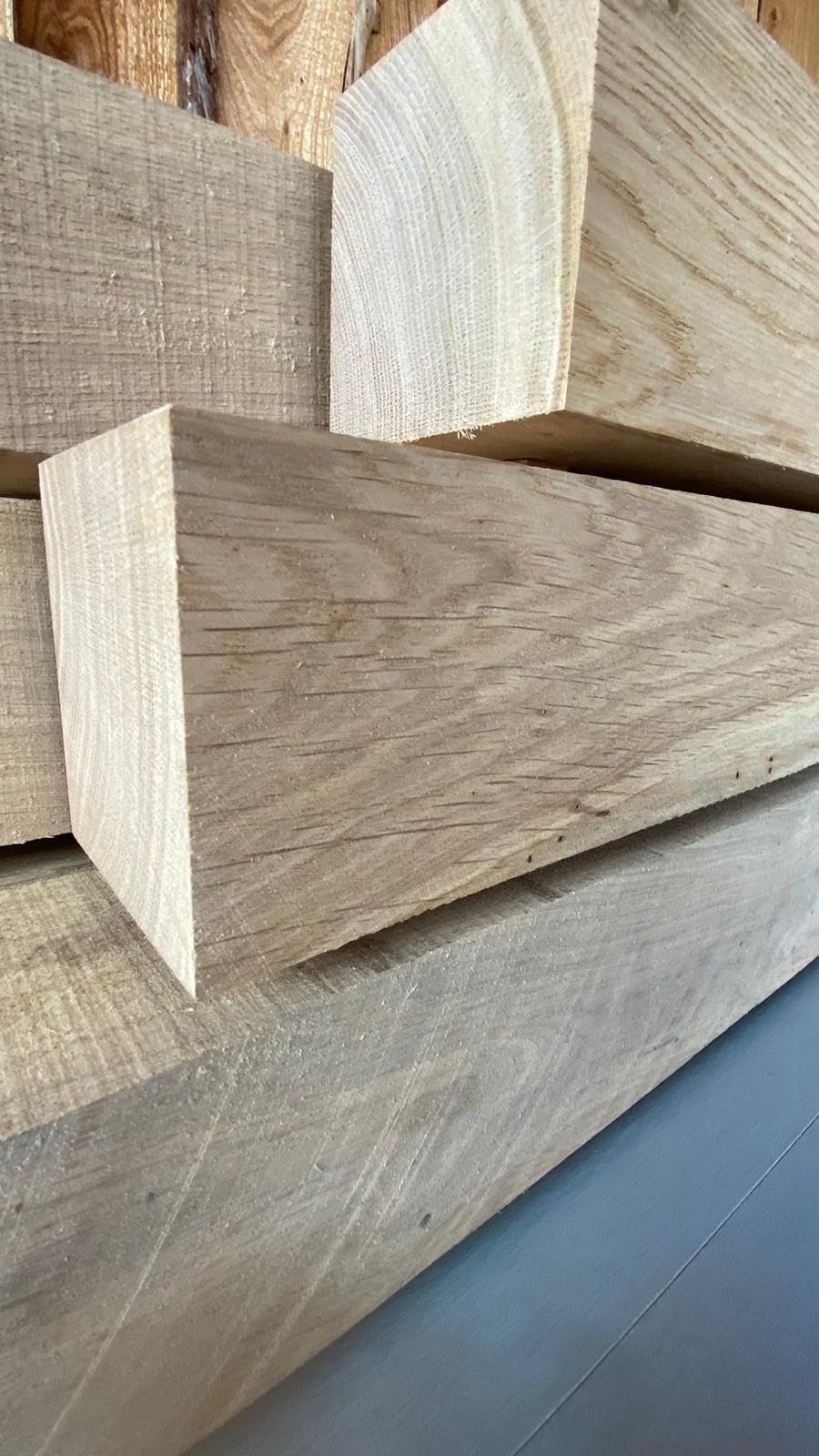 Eichenbretter 2,4x15cm - 10 Stück Sägerau 200cm Länge Bauholz