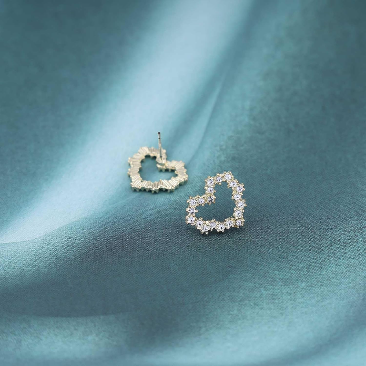 Vintage Crystal Heart Earrings Rhinestone Heart Love Earrings Gold Cz Hollow Heart Earrings Cz Love Heart Stud Earrings Jewellery for Women - Image 6