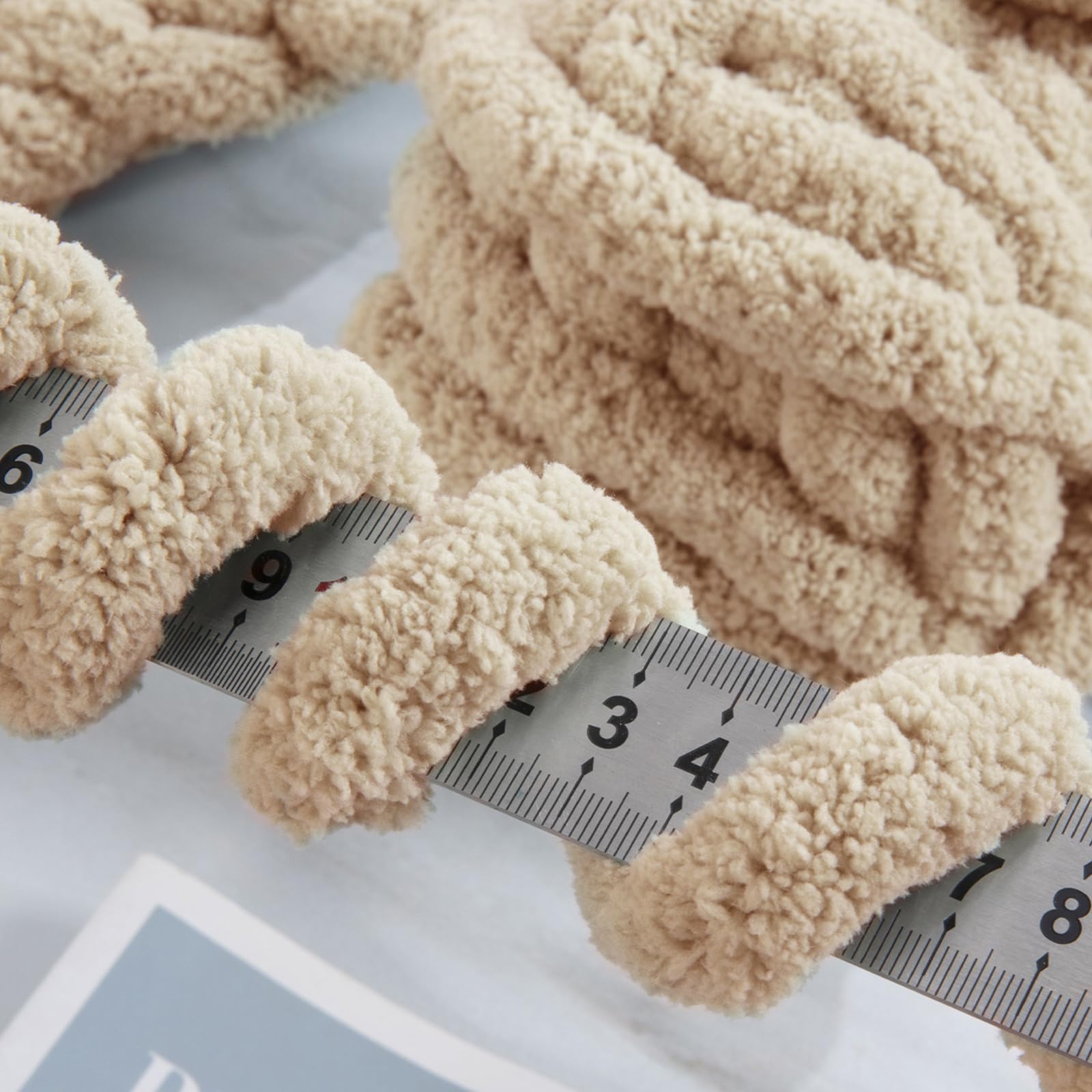 BALAPET Set di 12 gomitoli di filato di ciniglia grossa per uncinetto e lavoro a maglia, 30 m per matassa, morbido e soffice, per lavori artigianali, tessitura e realizzazione di coperte, confezione