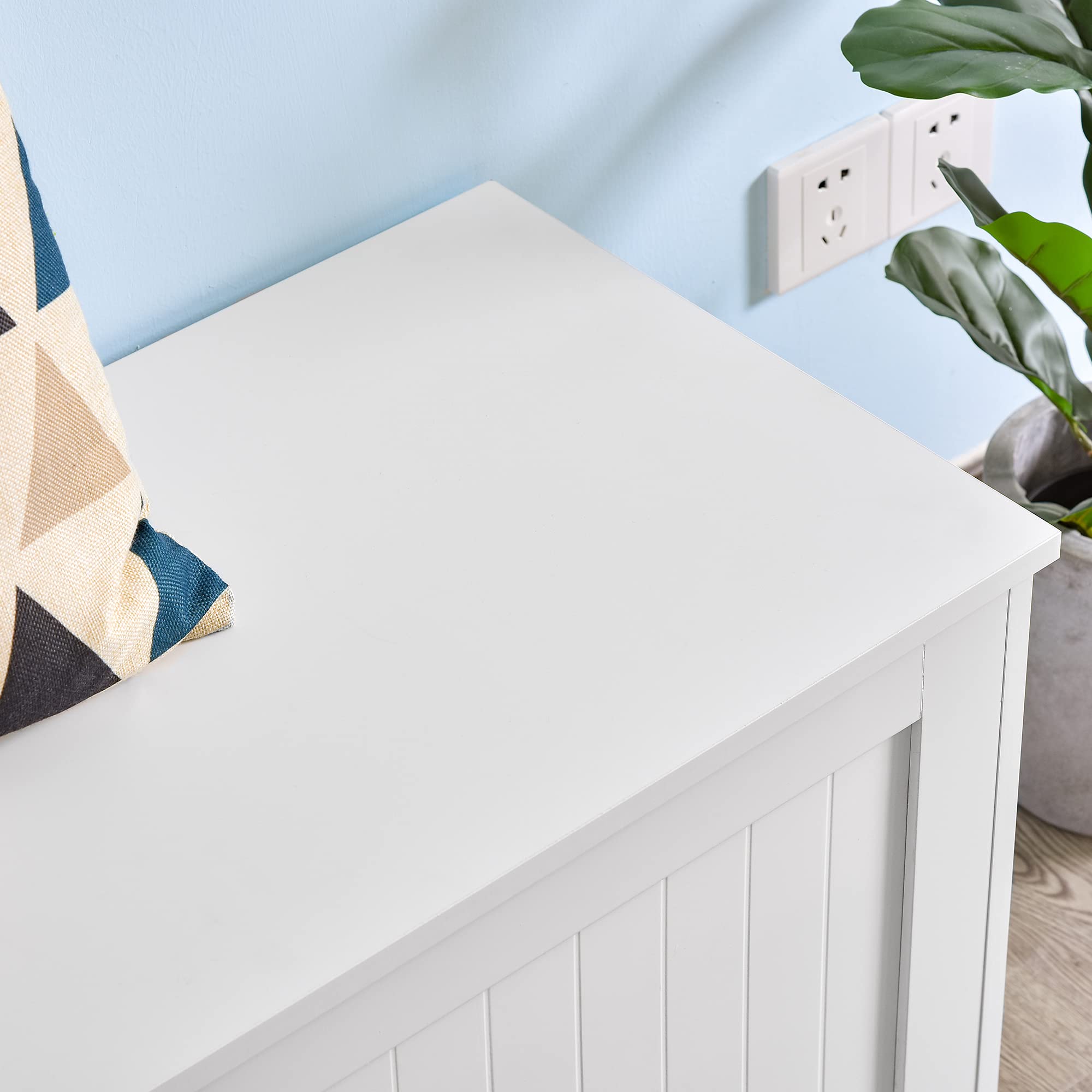 HOMCOM Panca Contenitore Multiuso in Legno MDF, 2 Maniglie e Apertura con Blocco di Sicurezza, 81x40x46cm, Bianco