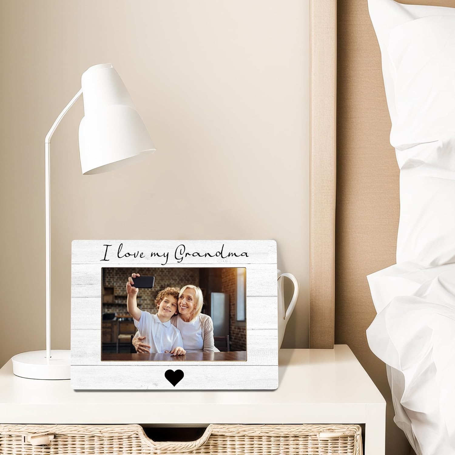 I Love My Grandma Picture Frame, Mother's Day Gifts for Grandma, Grandma Gifts From Grandkids Photo Frame 4X6, Grandmother Wooden Photo Picture Frames for Desk Tabletop Decor - Image 3