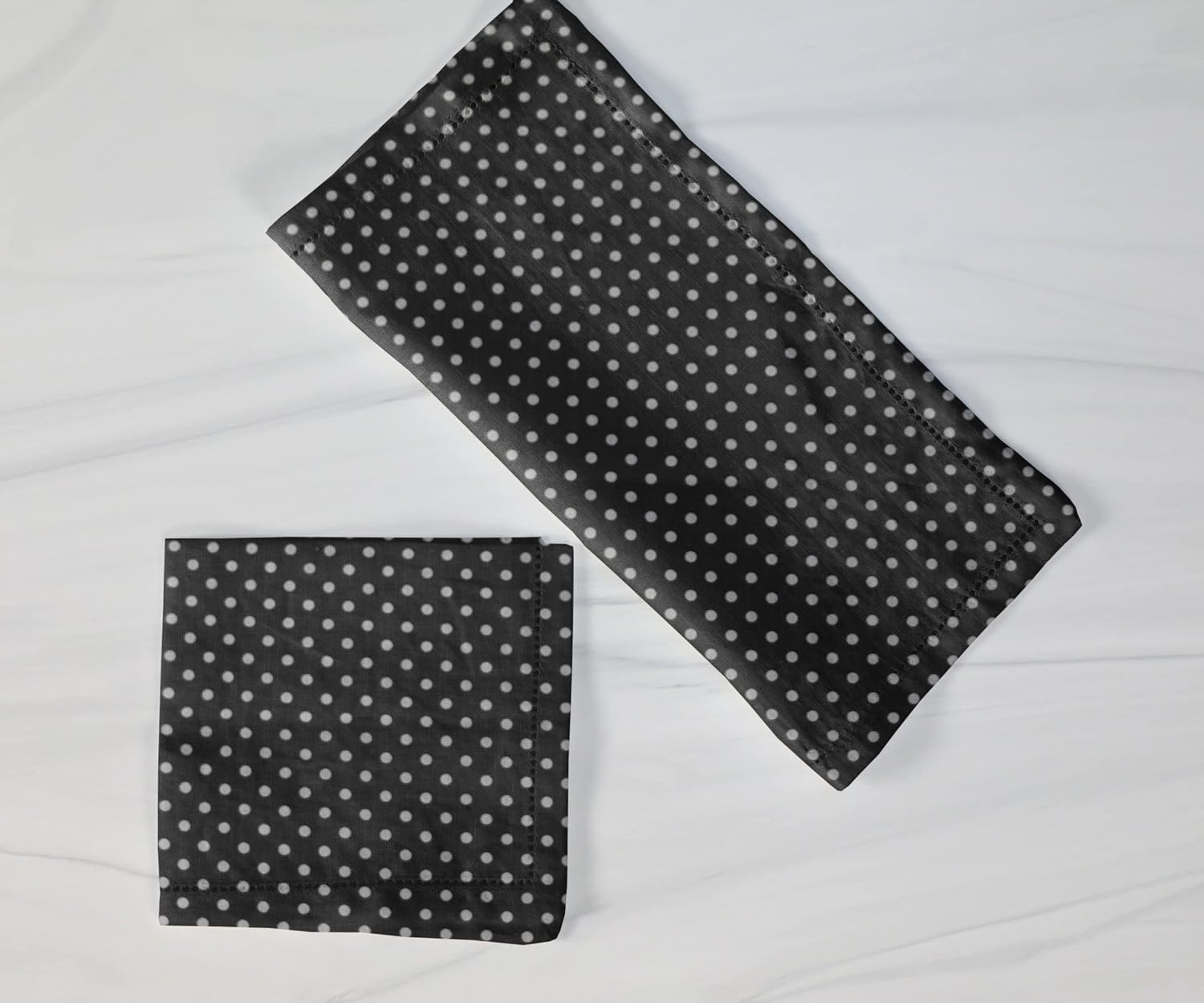lovemyfabric Poly Cotton Mini Dots Print 18"X18" Dinner Napkins for Dinner, Buffet Tables (4, White Dots on Green)