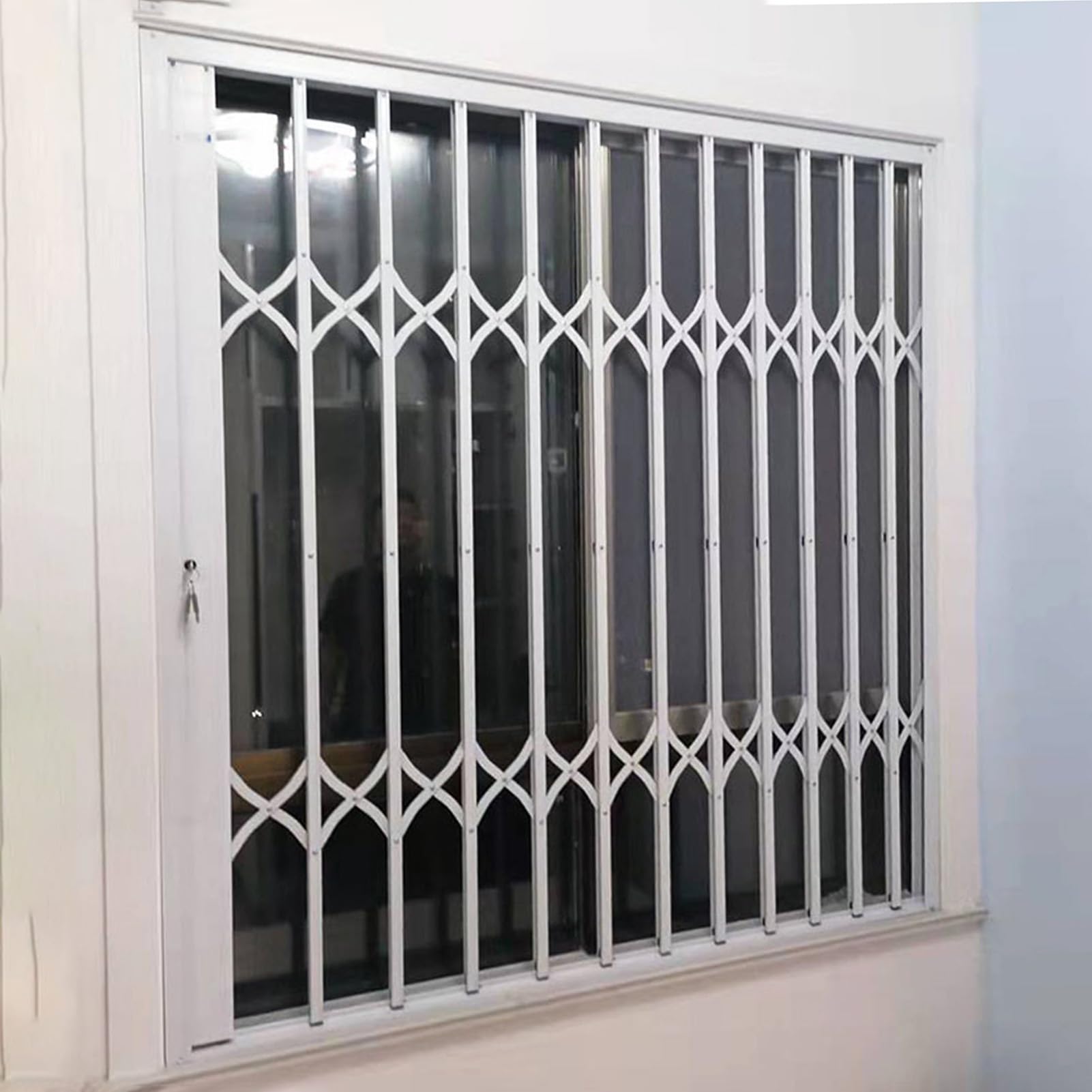 Rejilla de ventana con cerradura blanca tamaño 50x60 cm para protección de casas