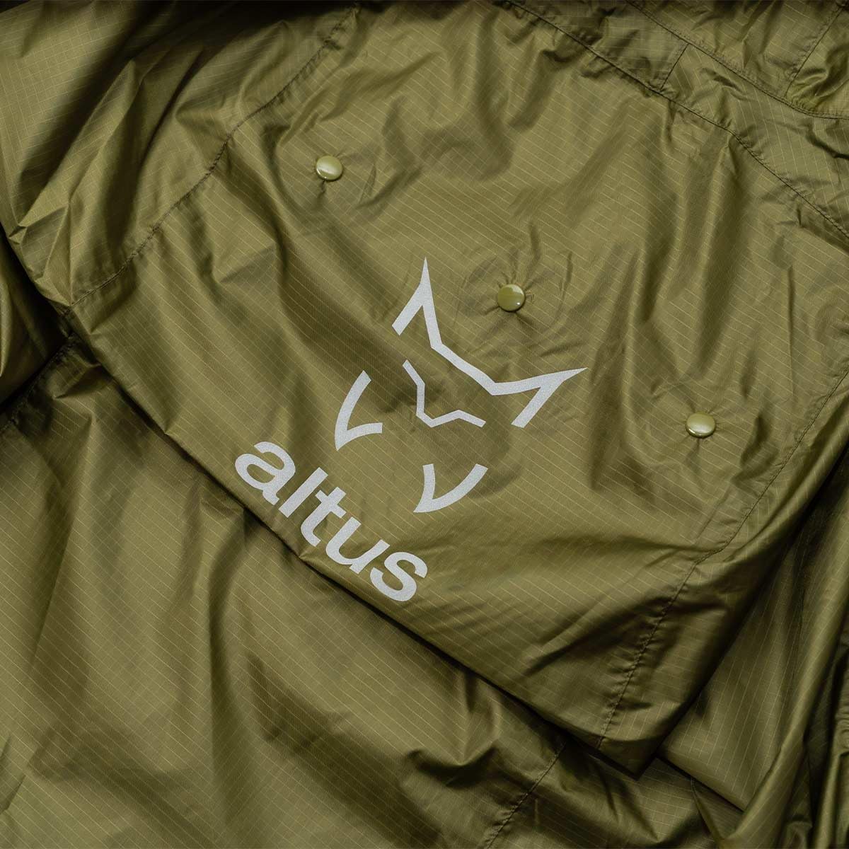 ALTUS Atmospheric J30 Poncho de lluvia impermeable Unisex