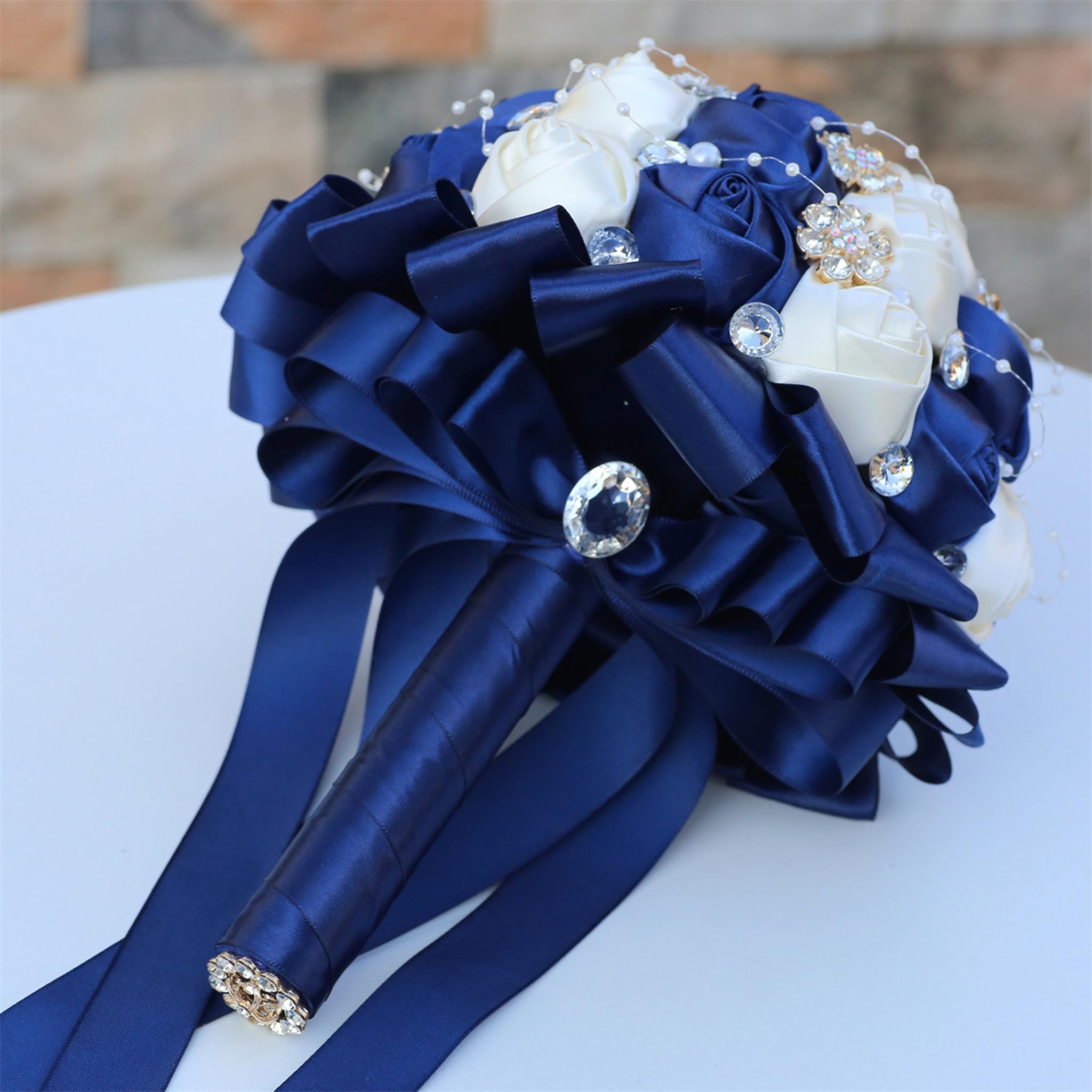 Bouquet da sposa squisito bouquet da sposa in raso con rose e strass e perle, ideale per la, la damigella d'onore (8 x 10 pollici)