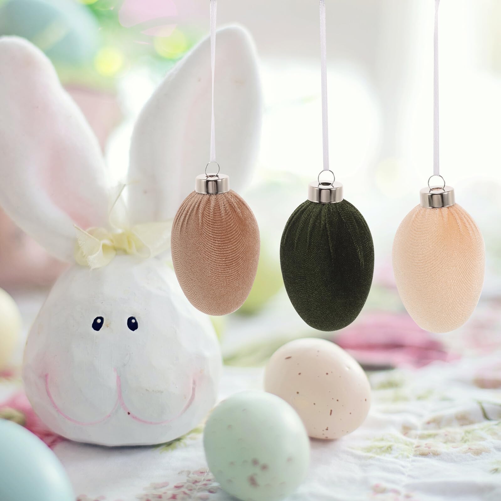 Ipetboom 12 Stück Elegante Ostereier Hängeornamente aus Kunststoff und Velour für Osterdeko und Festliche Party Dekoration im Frühling