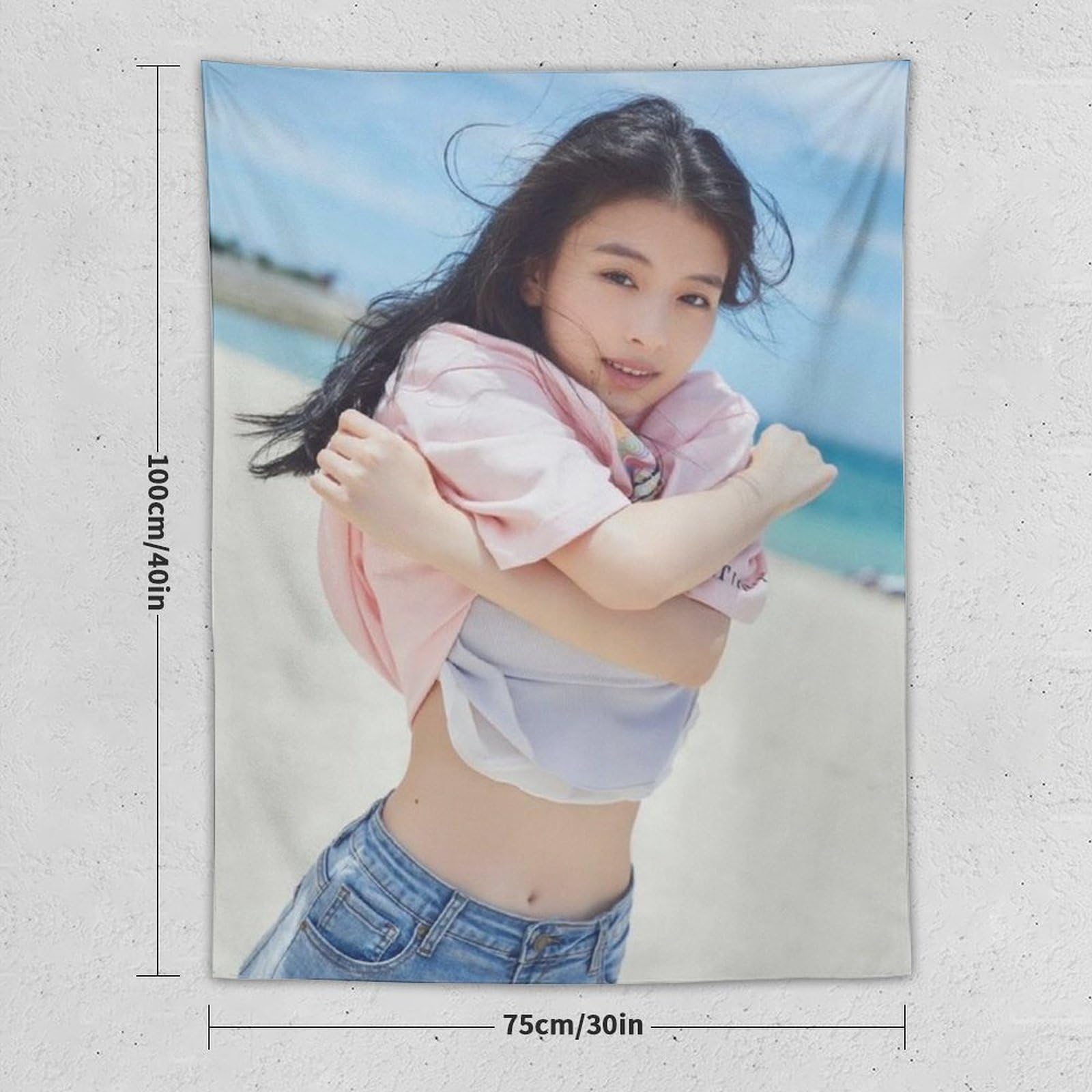 Amazon.co.jp: 出口夏希 写真集 水着 ポスタータペストリー プリント