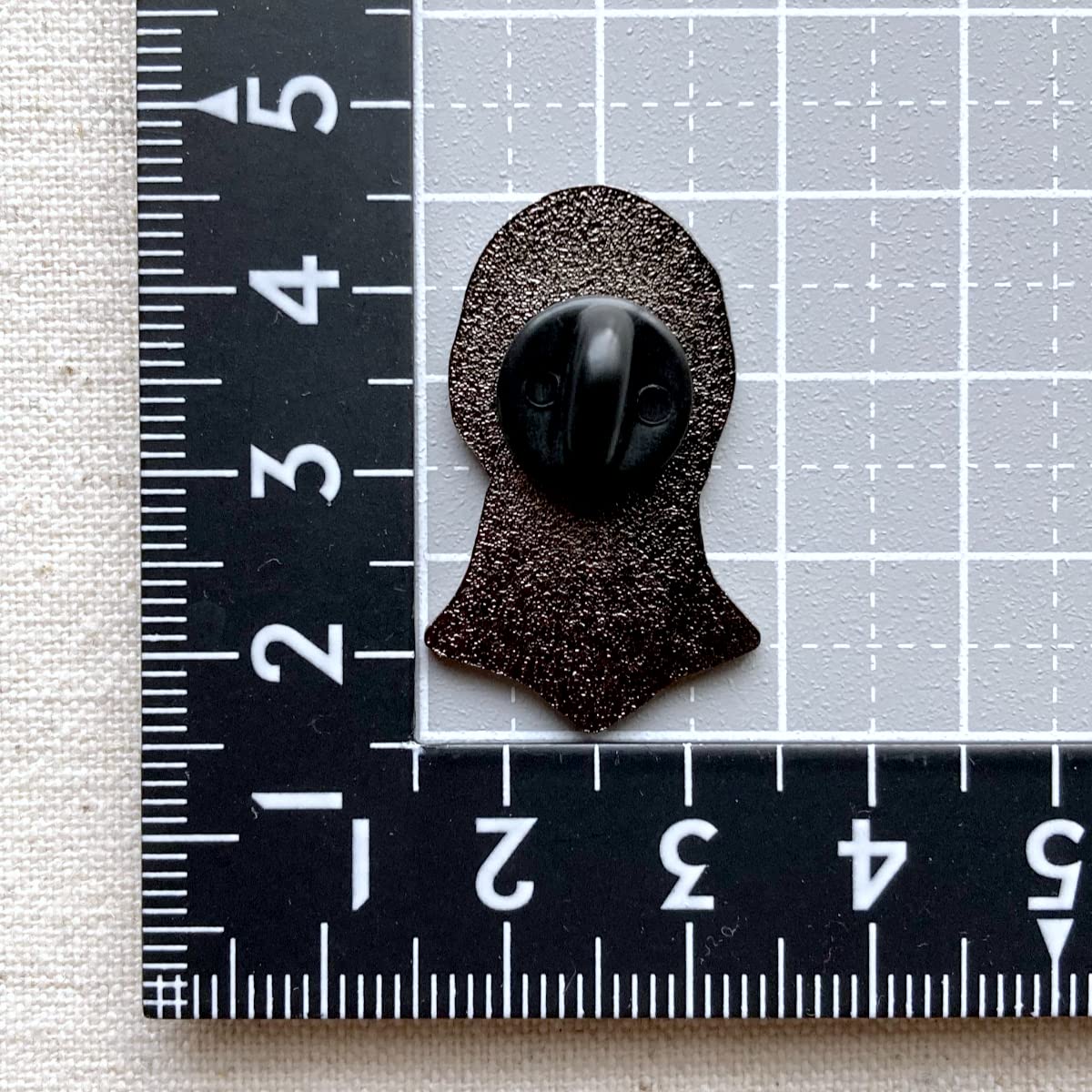 Amazon.co.jp: ヘルレイザー チャタラー 魔道士 セノバイト ピンバッジ