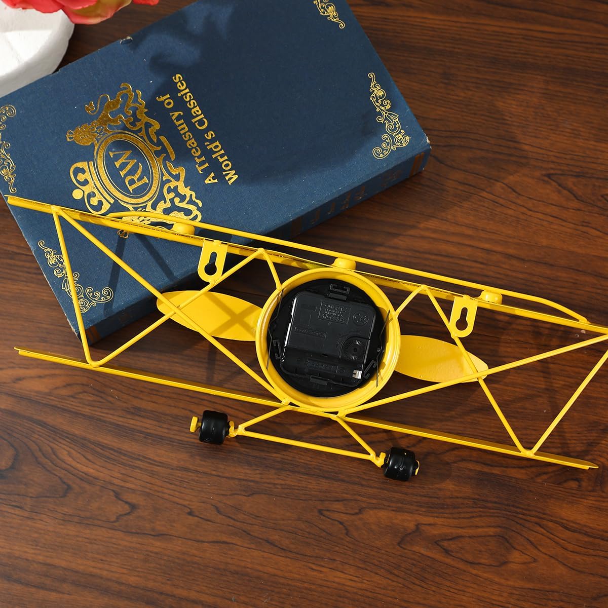 Retro Style New Simple Airplane Clock Wall Hanging Wrought Iron Head Hanging Clock Watch Creative Hanging Ornament Wall Decoration (Yellow)