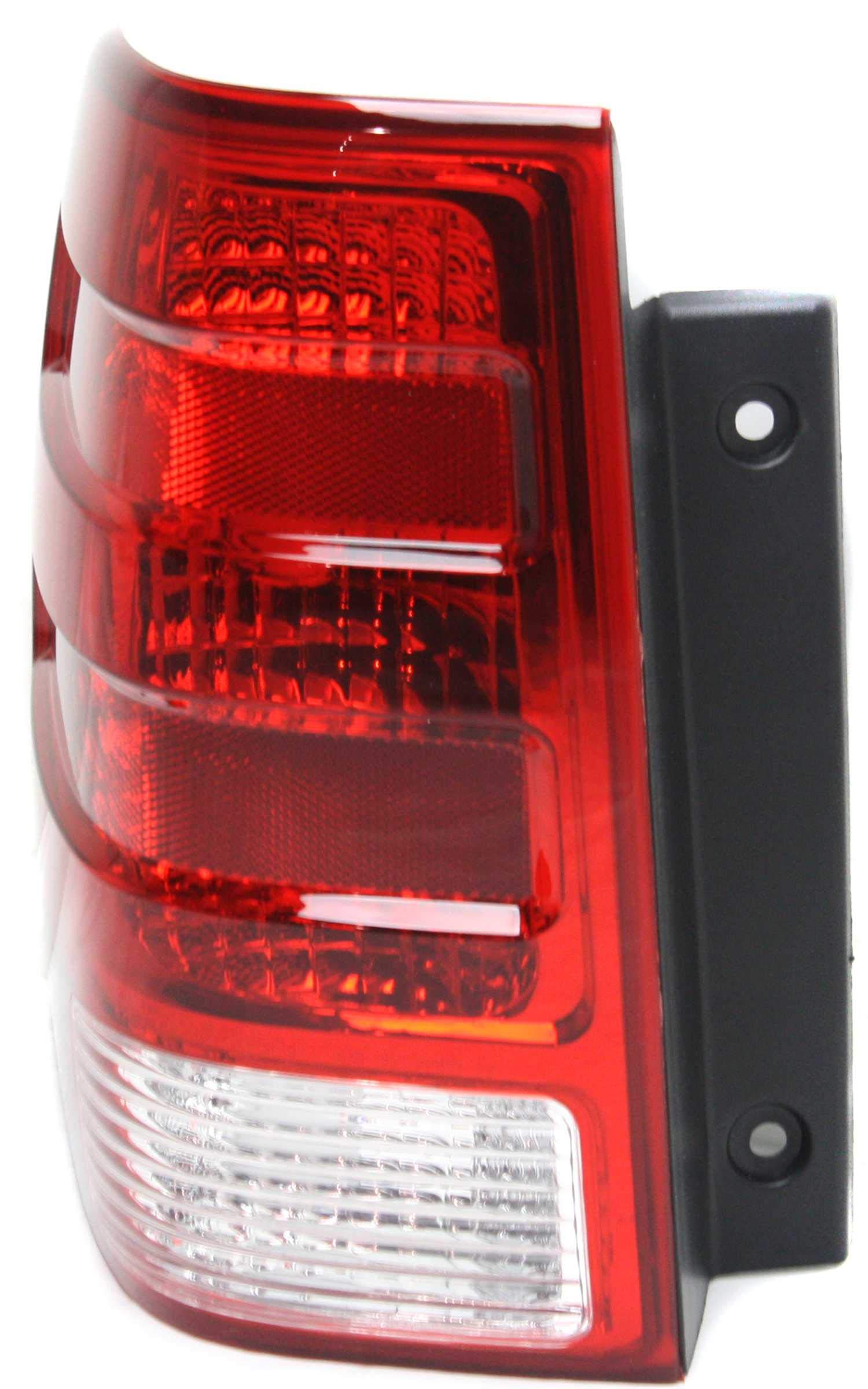 Evan Fischer Driver Side Tail Light Compatible with 2003-2006 Ford Expedition - FO2800166