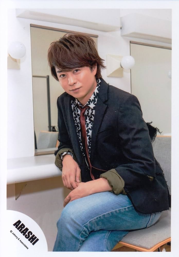 Amazon.co.jp: ARASHI 嵐 公式 生 写真 （櫻井翔）AS00066