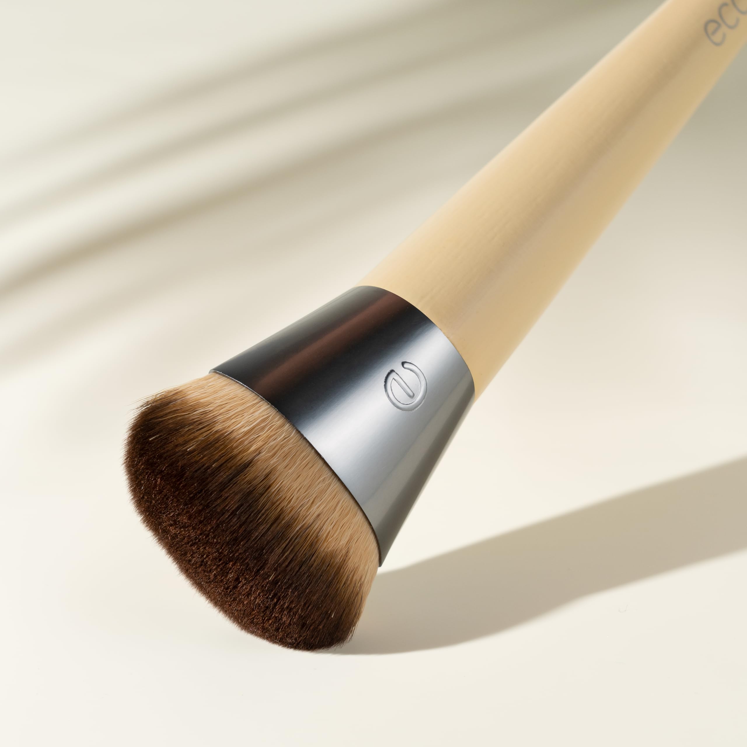EcoTools Wonder Cover Complexion Foundation Brush