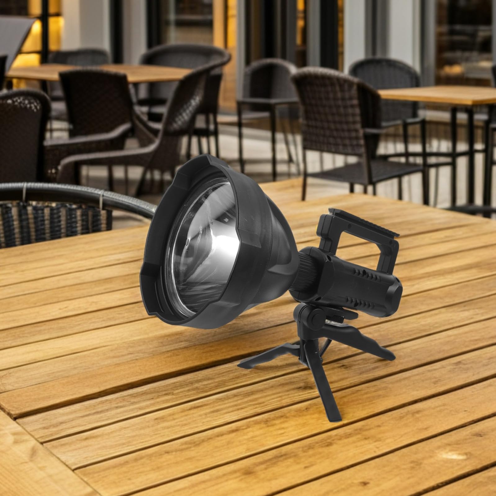 Torcia LED Ricaricabile Potente 8000mah, Nero, per Campeggio e Trekking | Luce Alta Intensità, Design Multifunzione, Plastica e Led, Uso Outdoor