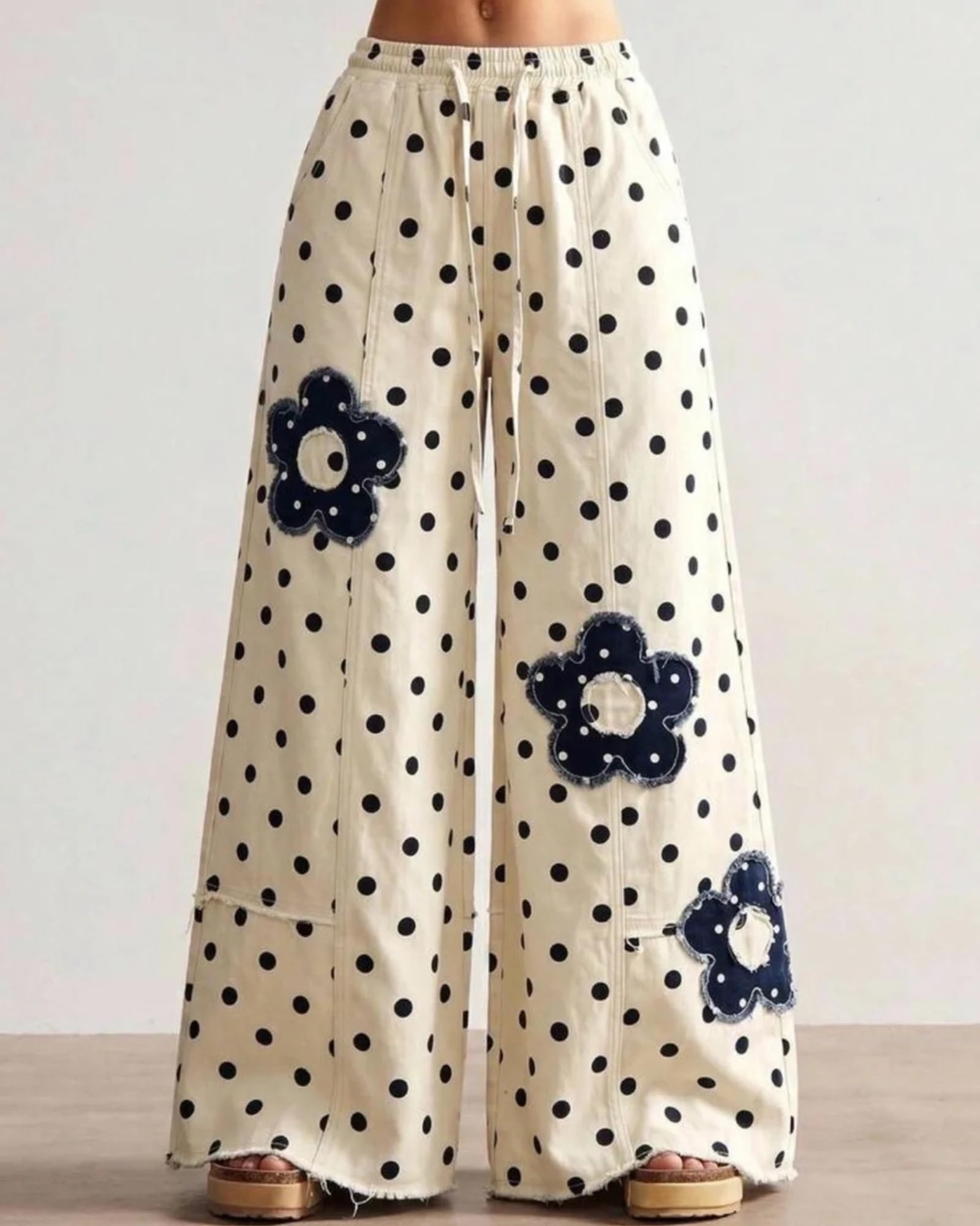 Pantalon large à pois pour femmes avec écusson floral