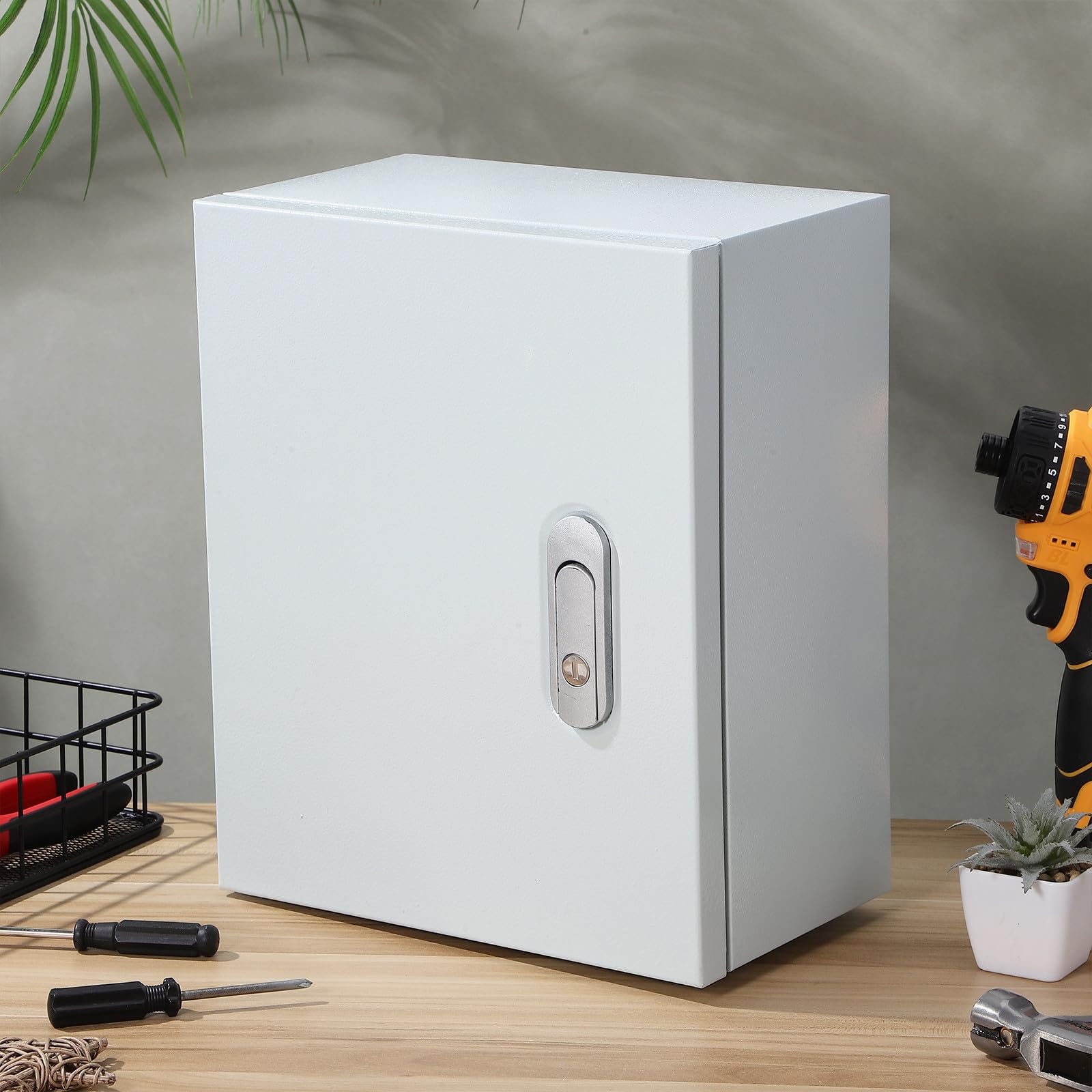 YARNOW Aufputz mit Verstärktem Gehäuse aus Edelstahl Verteilerkasten und Langem Schloss Praktische Elektrobox für Außenbereich und Hochleistungsgeräte