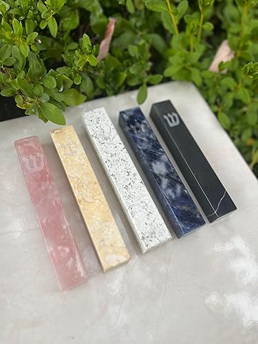 Miniatura 8 de A&S Mezuzot Funda de mezuzah de cuarzo con diseño de espinilla grabada, fácil de despegar y pegar, mezuza de puerta judaica (vetas blancas y azules,