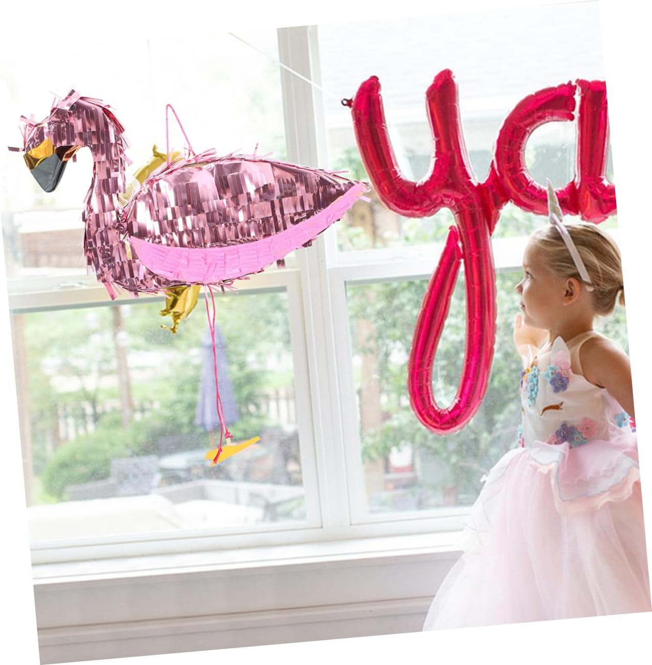 1set Flamingo Bundle Bat and Blindfold for Girls Birthday Parties Vibrant Tropical Theme Encourages Interactive Fun and Social Engagement for Memorable Celebrations