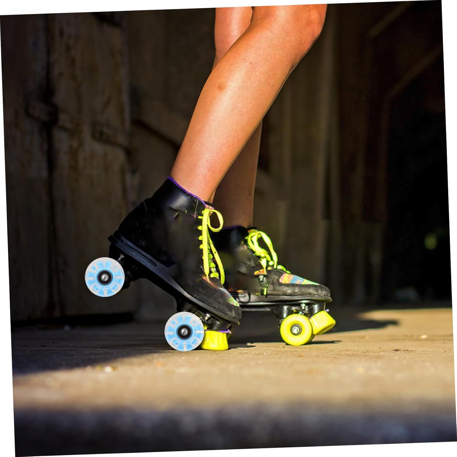 DECHOUS 4pcs Light up Skate Wheels for Roller Skates Pu Material Outdoor Indoor Use Fashion Easy to Install