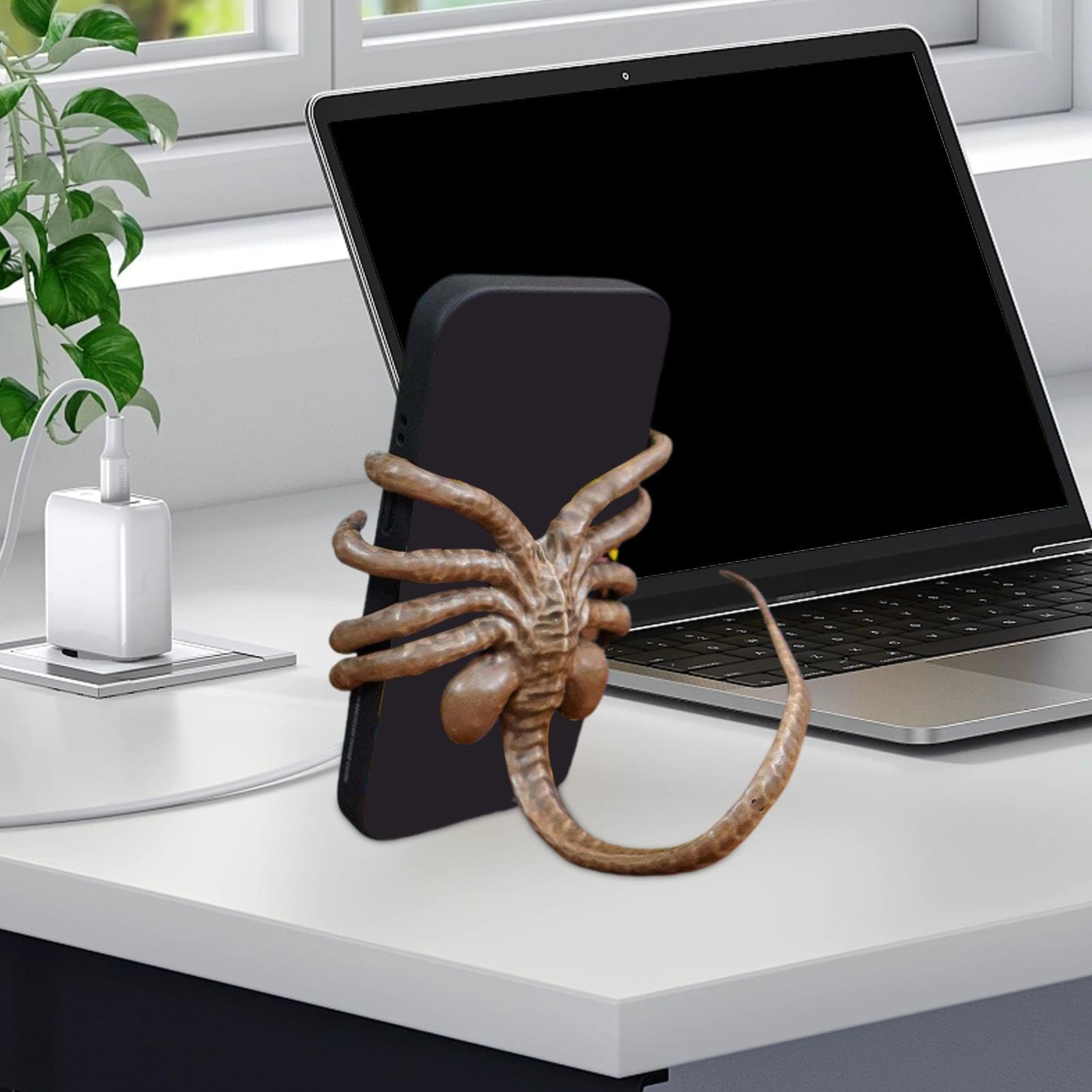 恐ろしい生き物電話ホルダー エイリアン フェイスハガー スマホ 