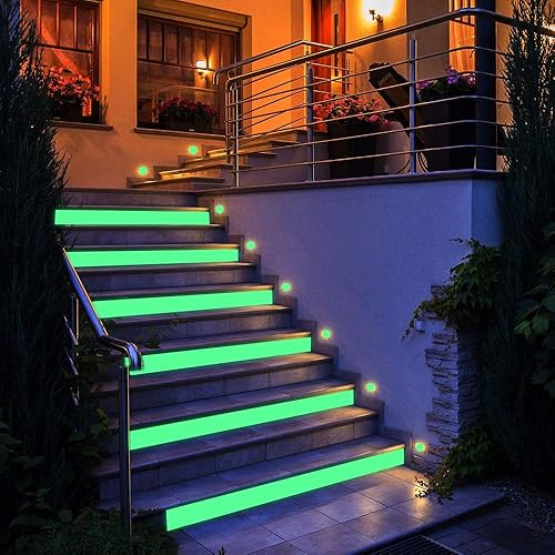 Miniatura 5 de LLPT Cinta adhesiva que brilla en la oscuridad de 2 pulgadas x 33 pies, cinta autoadhesiva luminosa de neón recargable para engranajes deportivos,