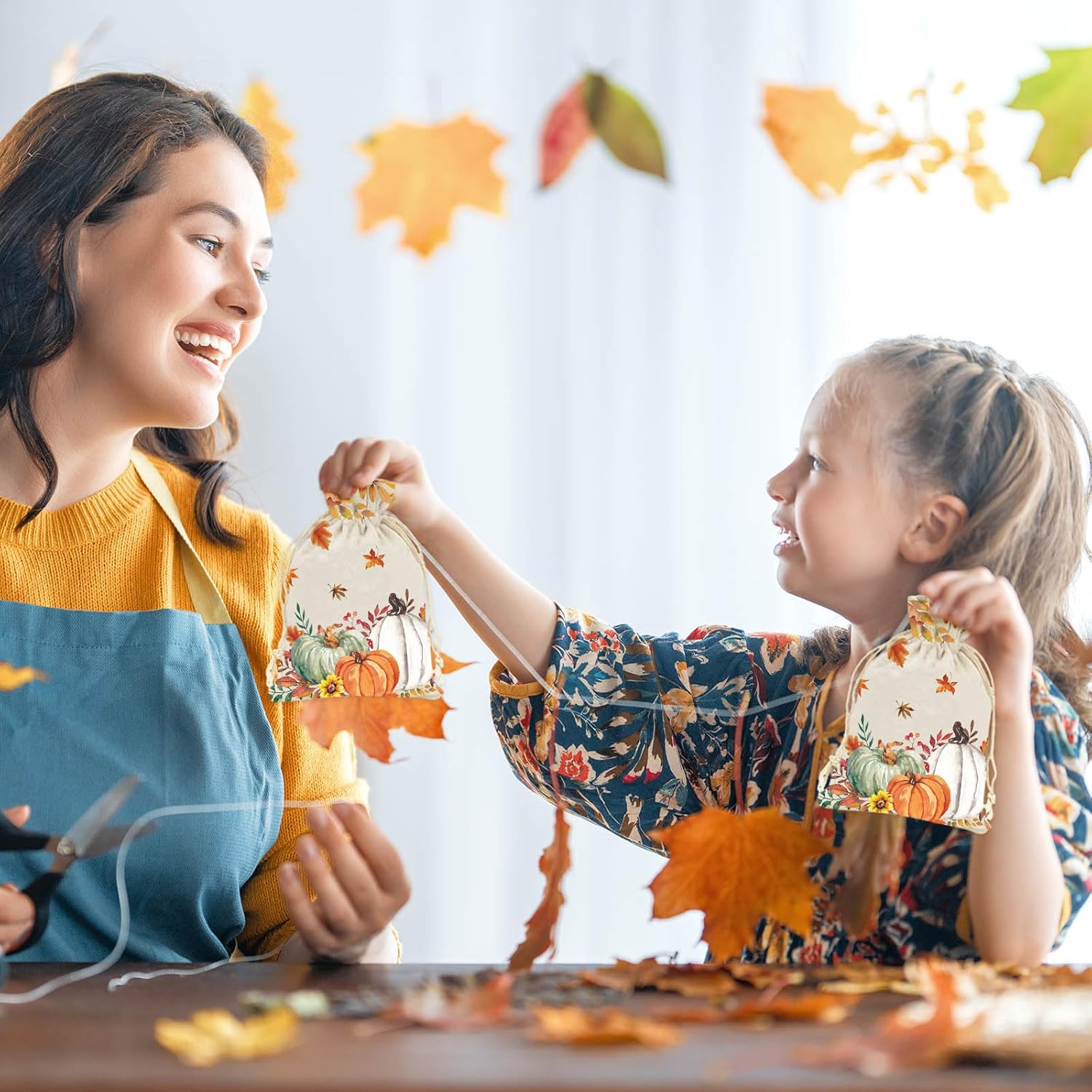 FYSUIMU 24 Pack Fall Burlap Bags Watercolor Leaves Pumpkin Gift Bags Orange White Linen Treat Goody Bag with Drawstring for Autumn Thanksgiving Party Favors - Image 7