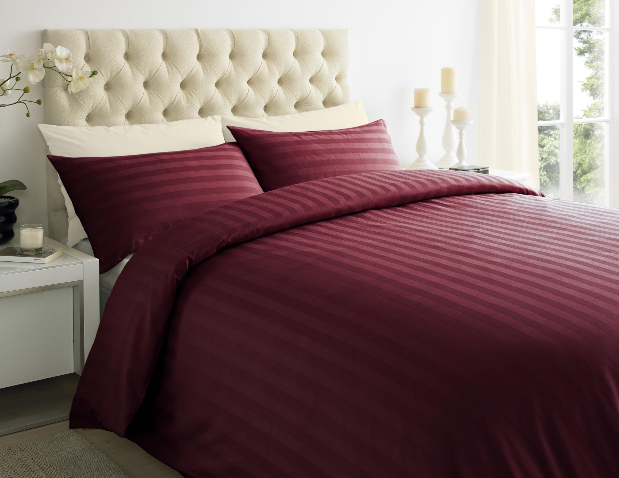 Lavish Label Luxury 400 Thread Count Duvet Cover Set (260 x 220 CM) with 2 pillowcases (48 x 75 CM) | 100% Egyptian Cotton Soft & Comfortable Satin Stripe Bedding Set (Maroon, Super King)