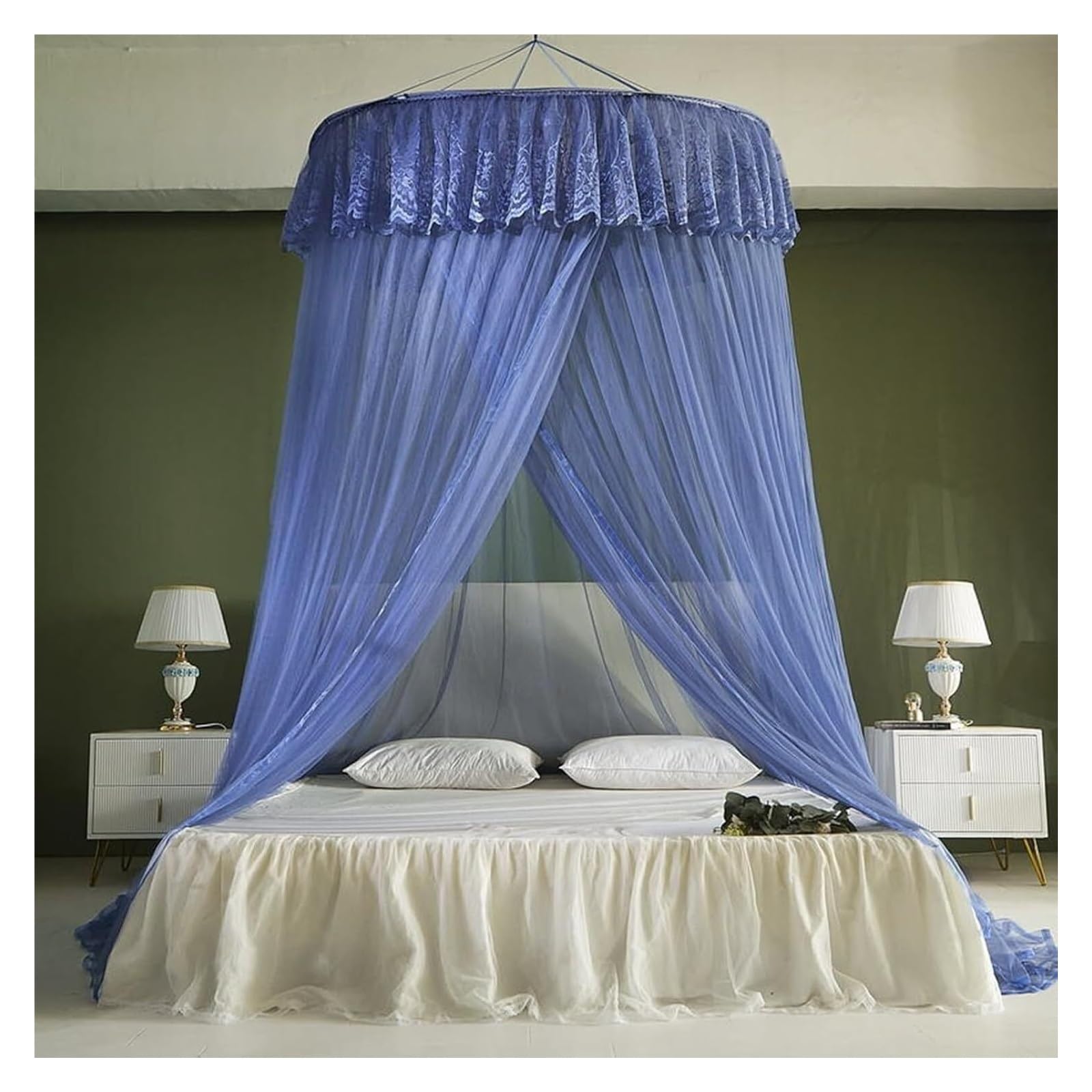 Rideaux de lit baldaquin chic avec ciel de lit de créateur bleu et design arrondi