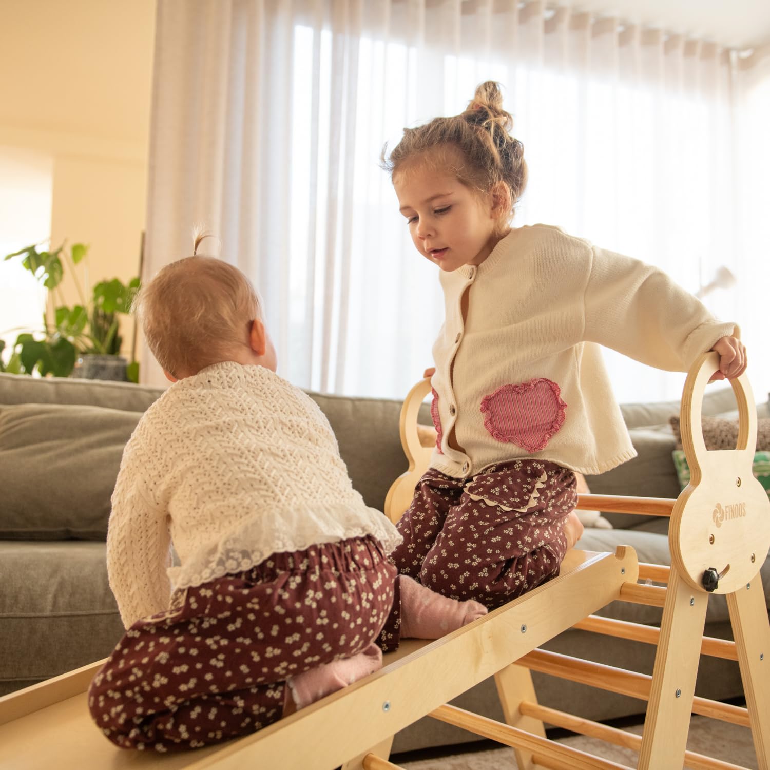 FINOOS Montessori Indoor Spielset: 7-in-1 Klettergerüst mit Rutsche & Bogen für Kleinkinder und Kinder (1-3 Jahre) (Naturholz)