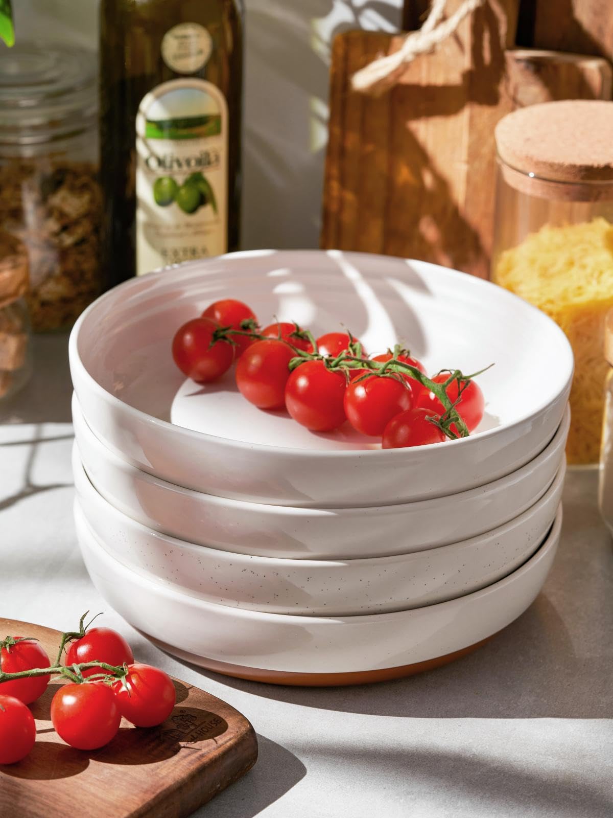 DOWAN Grandi Ciotole per Pasta, Piatti in Ceramica da 8.5", Set di 4 Piatti,Stoviglie da Cucina in stoneware moderno,Vaniglia Bianca