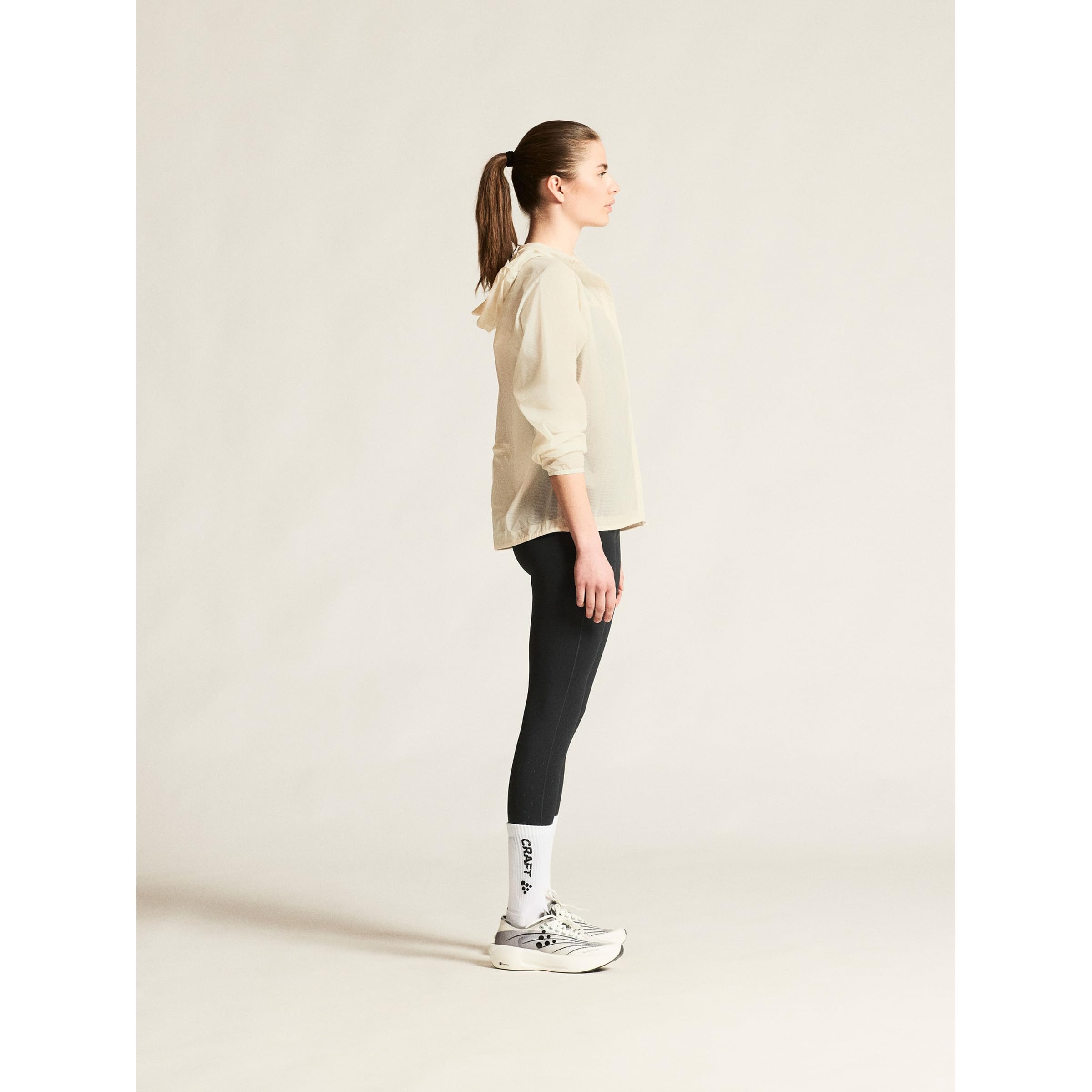 EAN Damen Hypervent Light Windjacke