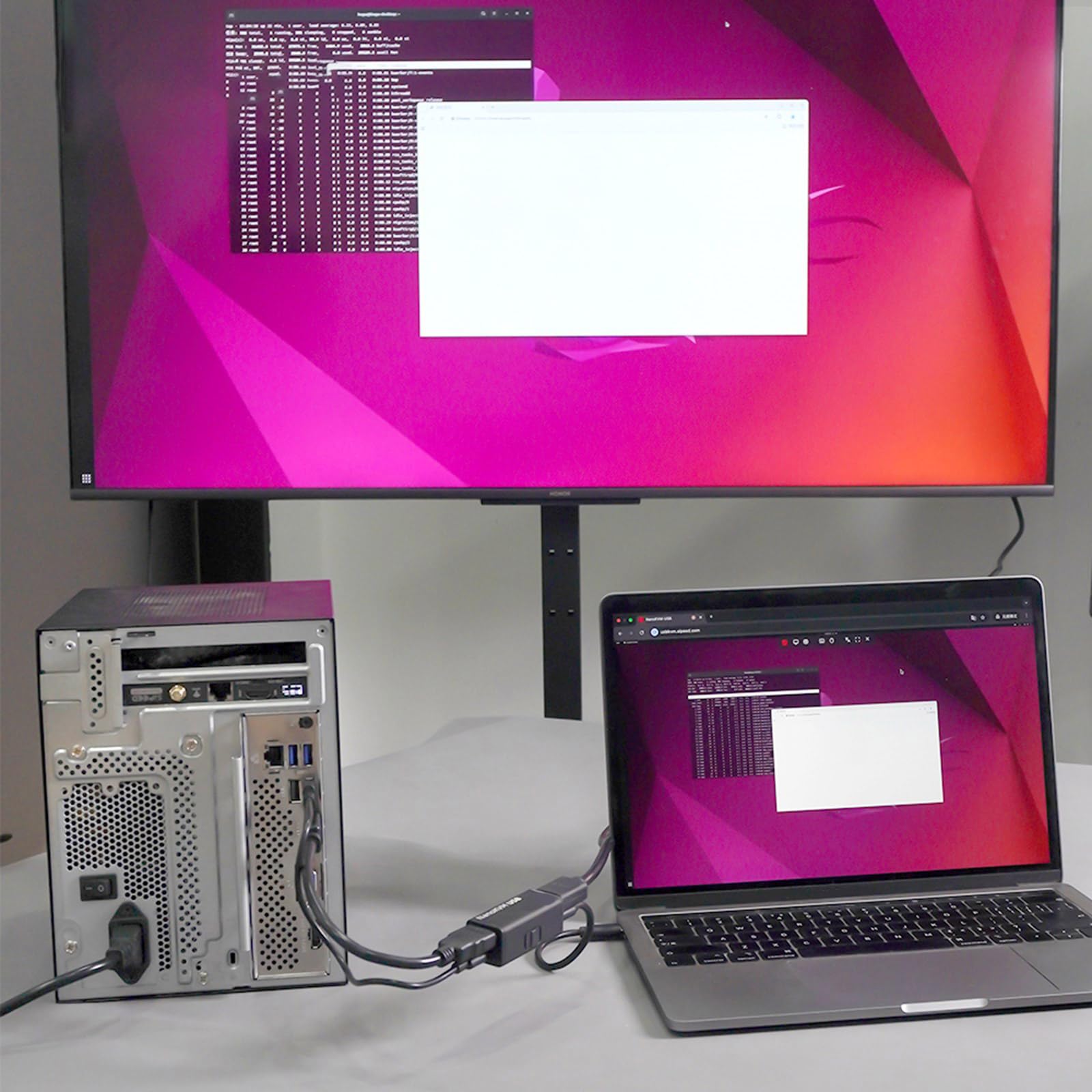 commutatori 4K HDTV USB NanoKVM per la gestione del server e degli Sbcs senza periferiche esterne
