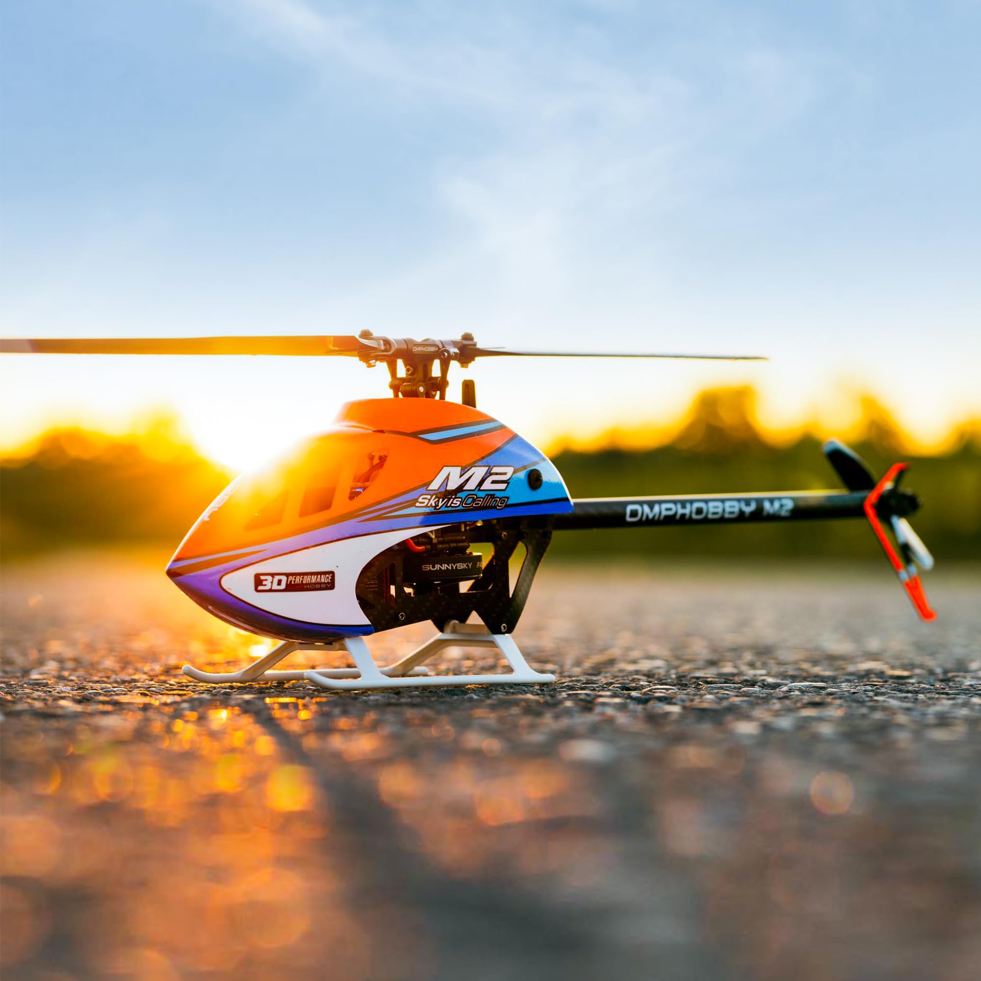 OMPHOBBY M2 V3 PRO RC Hubschrauber für Erwachsene, Unterstützt APP-Tuning und Telemetrie, 6Kanal 3D Bürstenlos-Direktantrieb, 320g Leicht, OFS3 Flugsteuerung, 200er Mini Helikopter Outdoor Orange PNP