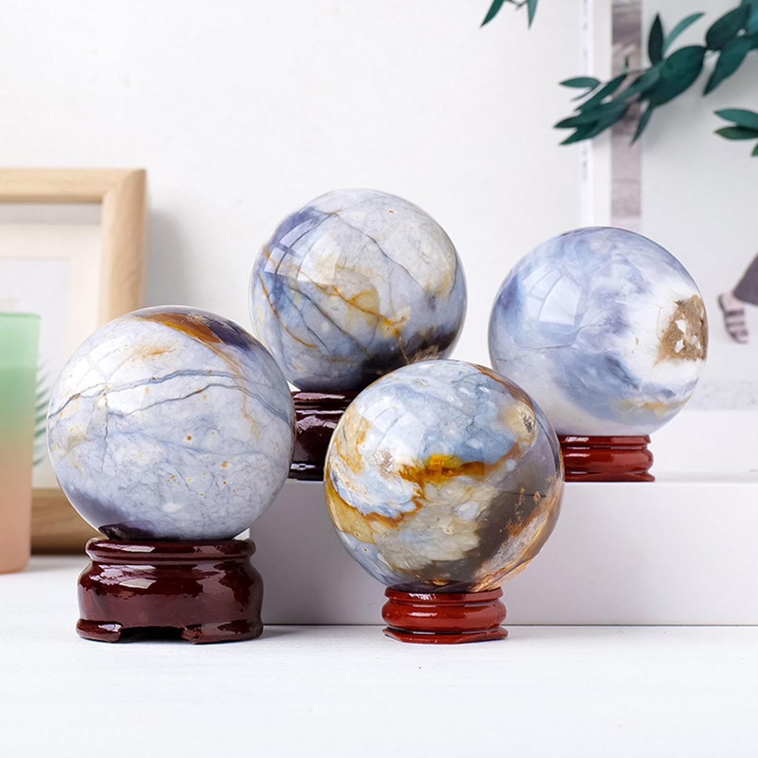 Crystal Ball Decorative Balls Polished Agate Ball Striped Divination Sphere Stone Balls with Wooden Base Sphere Ball