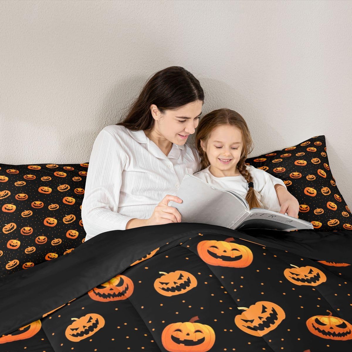 Feelyou Halloween Duvet Set Ghost Pink Twin Size Bedding Set Decoration for Kids Boys Girls Happy Funny Halloween Cute Comforter Set Kawaii Quilt Set Soft and Lightweight