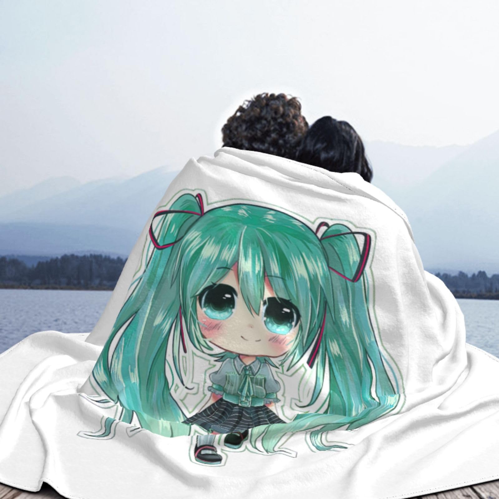 Amazon｜初音ミク ブランケット 毛布 タオルケット 四季適用 ひざ掛け