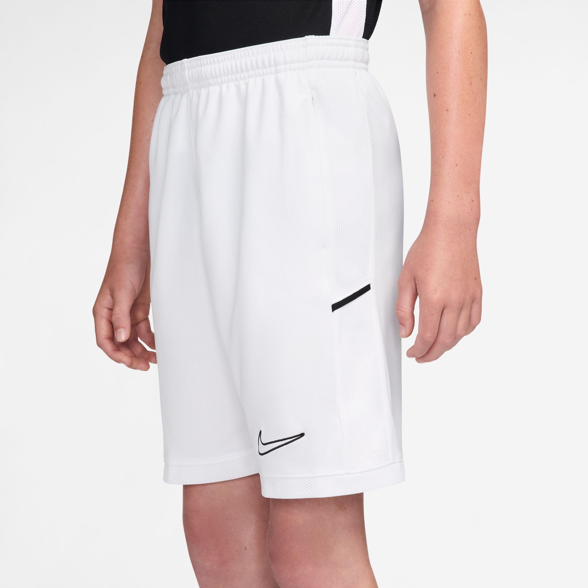 Nike Academy Dri-FIT Fußballshorts (ca. 18 cm) für ältere Kinder, IF2770