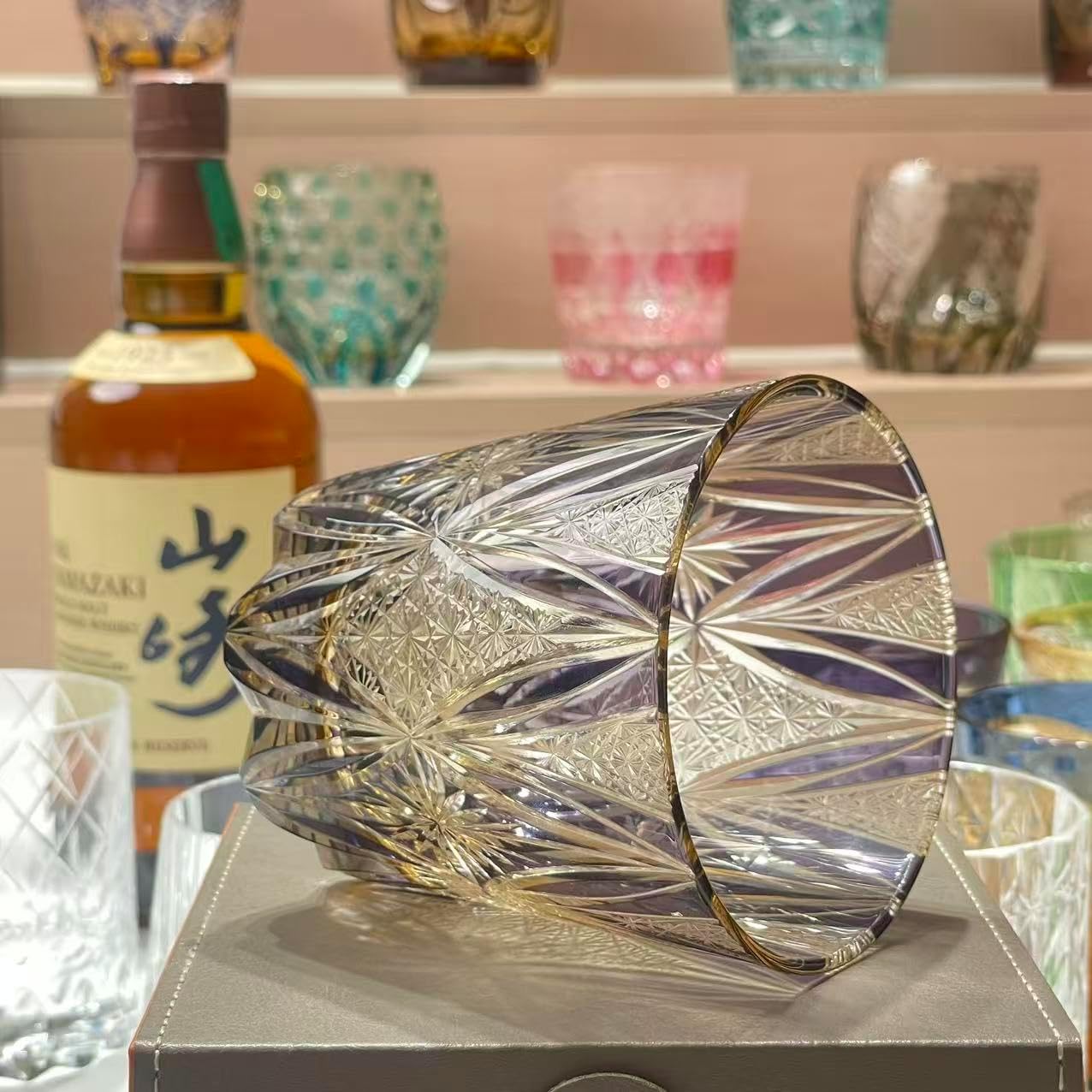 suigetsu Crystal Whiskey Glass, Constellation Etched Design, 320ml Capacity, Modern Astronomical Style (Purple Daylight)