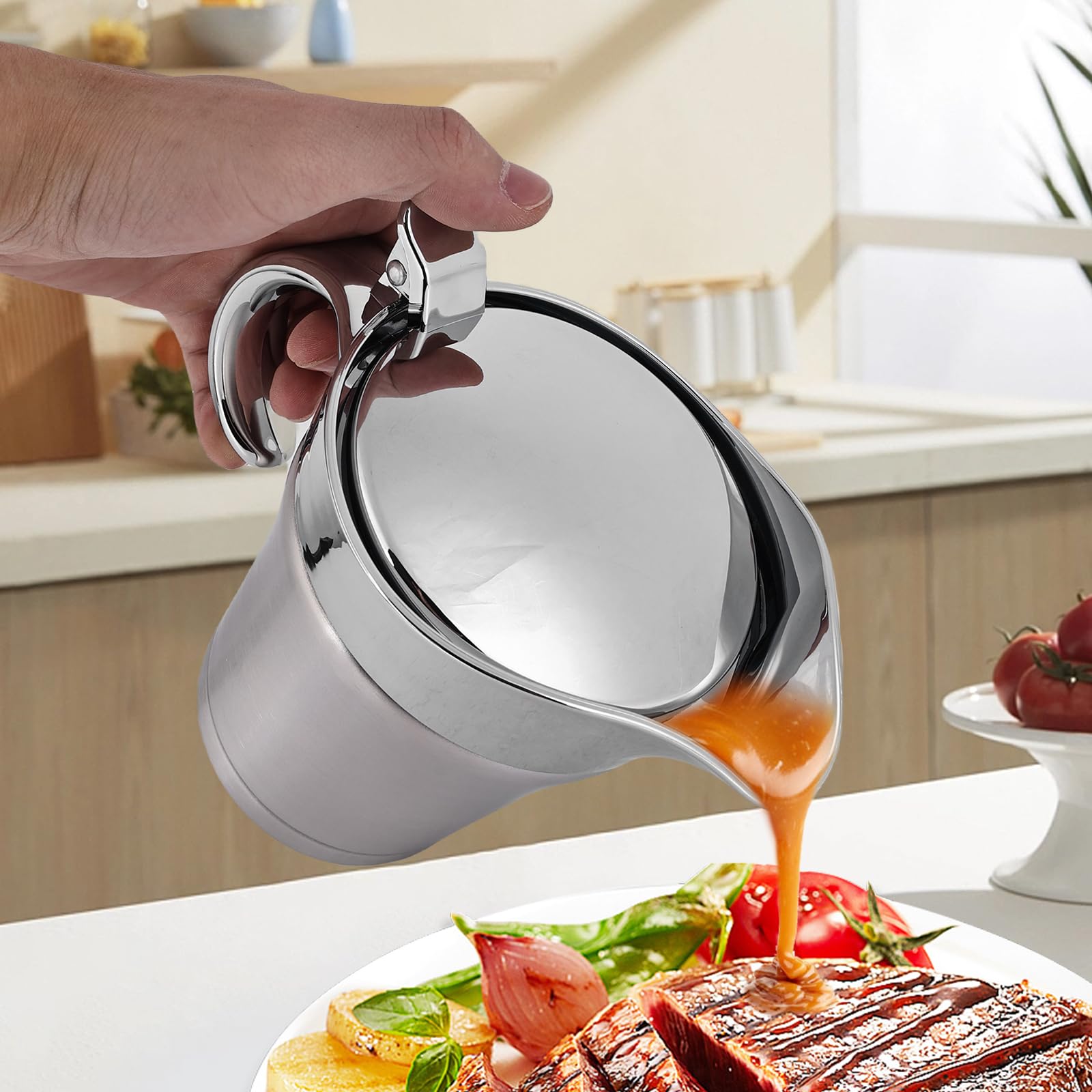 450 ML Edelstahl Thermo Sauciere: Sauciere Soßenkanne mit Klappdeckel und Henkel, Soßenspender Doppelwandig Soßenkanne Milchkännchen, für Servieren von Soße, Vanillesoße, Sahne, Soße