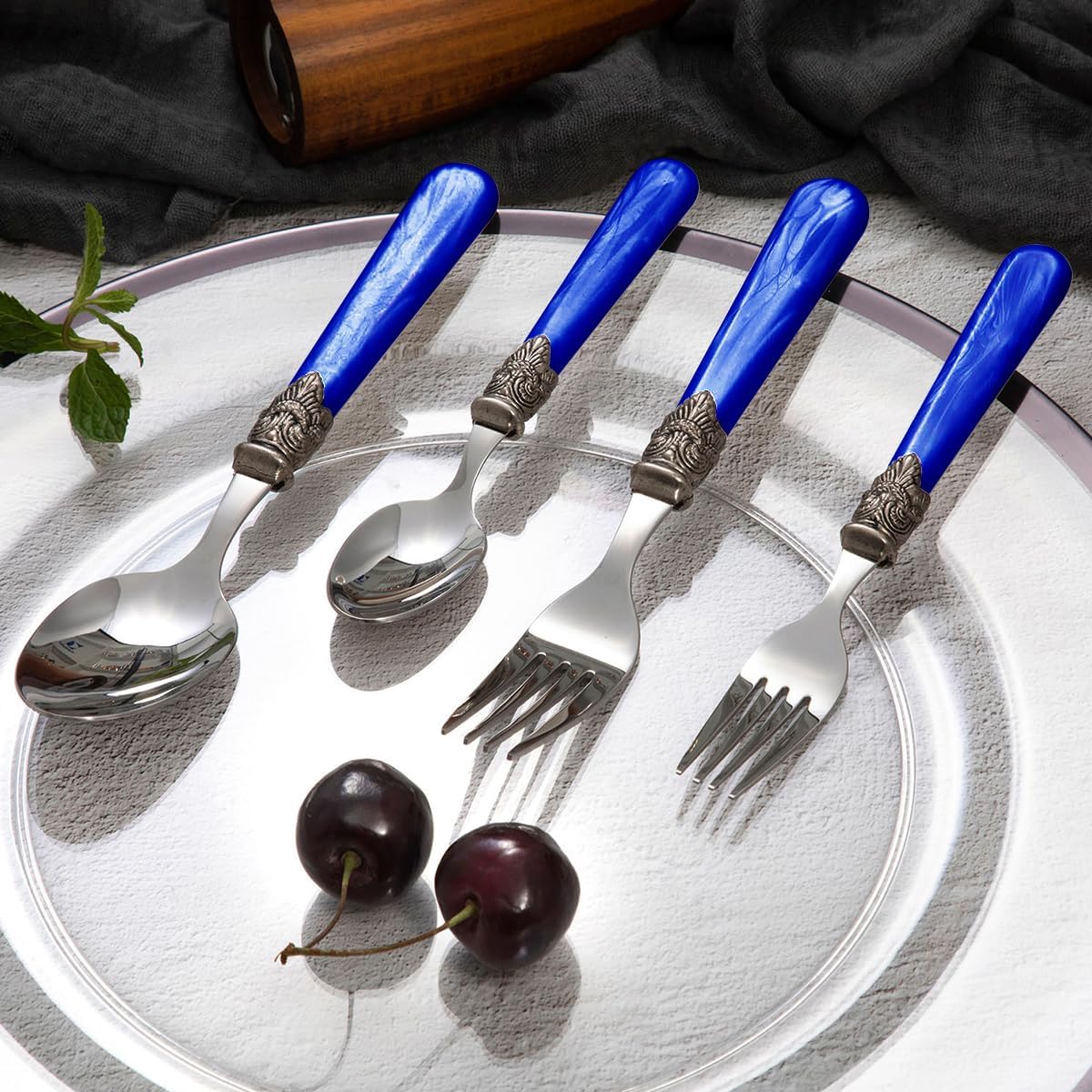 20 pieces 18/10 Stainless Steel Silverware Sets With Deep Blue Handle,Vintage Cutlery Sets,Sliverware set Service for 4,Dishware Safe (20, Deep Blue)