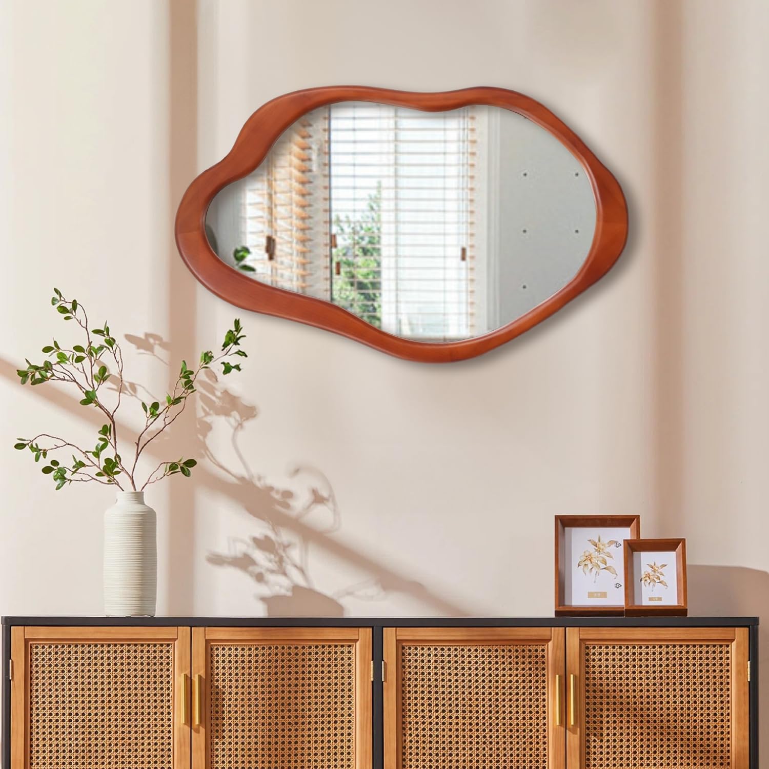 Espejo ondulado con marco de madera, moderno espejo asimétrico decorativo para dormitorio, sala de estar, entrada (nogal, 2415) 3